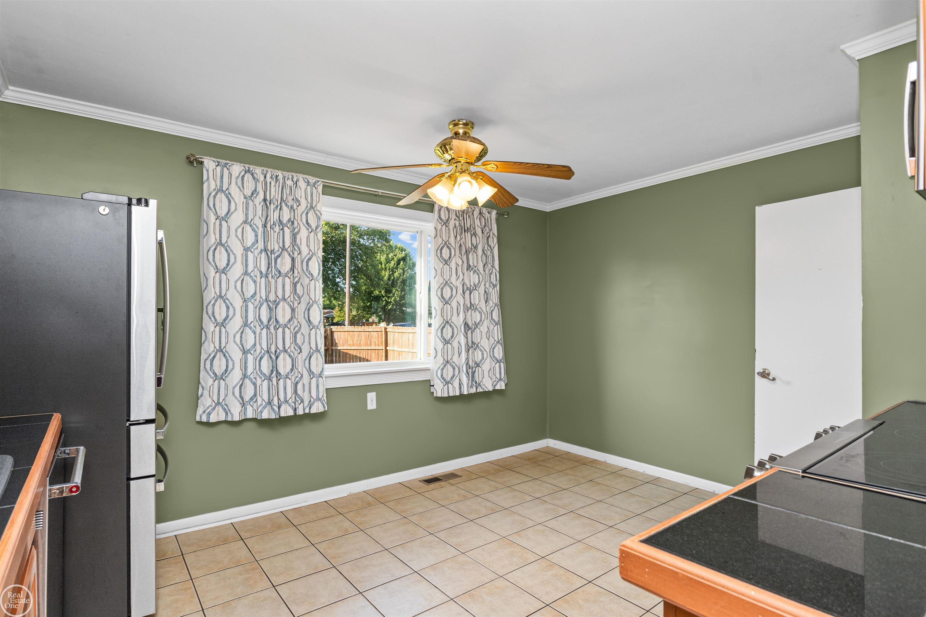 11927 Engleman Road Property Photo 14