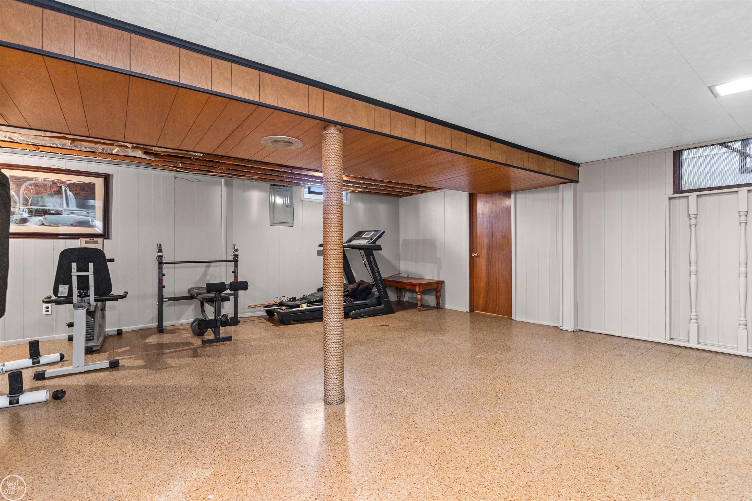 11927 Engleman Road Property Photo 31