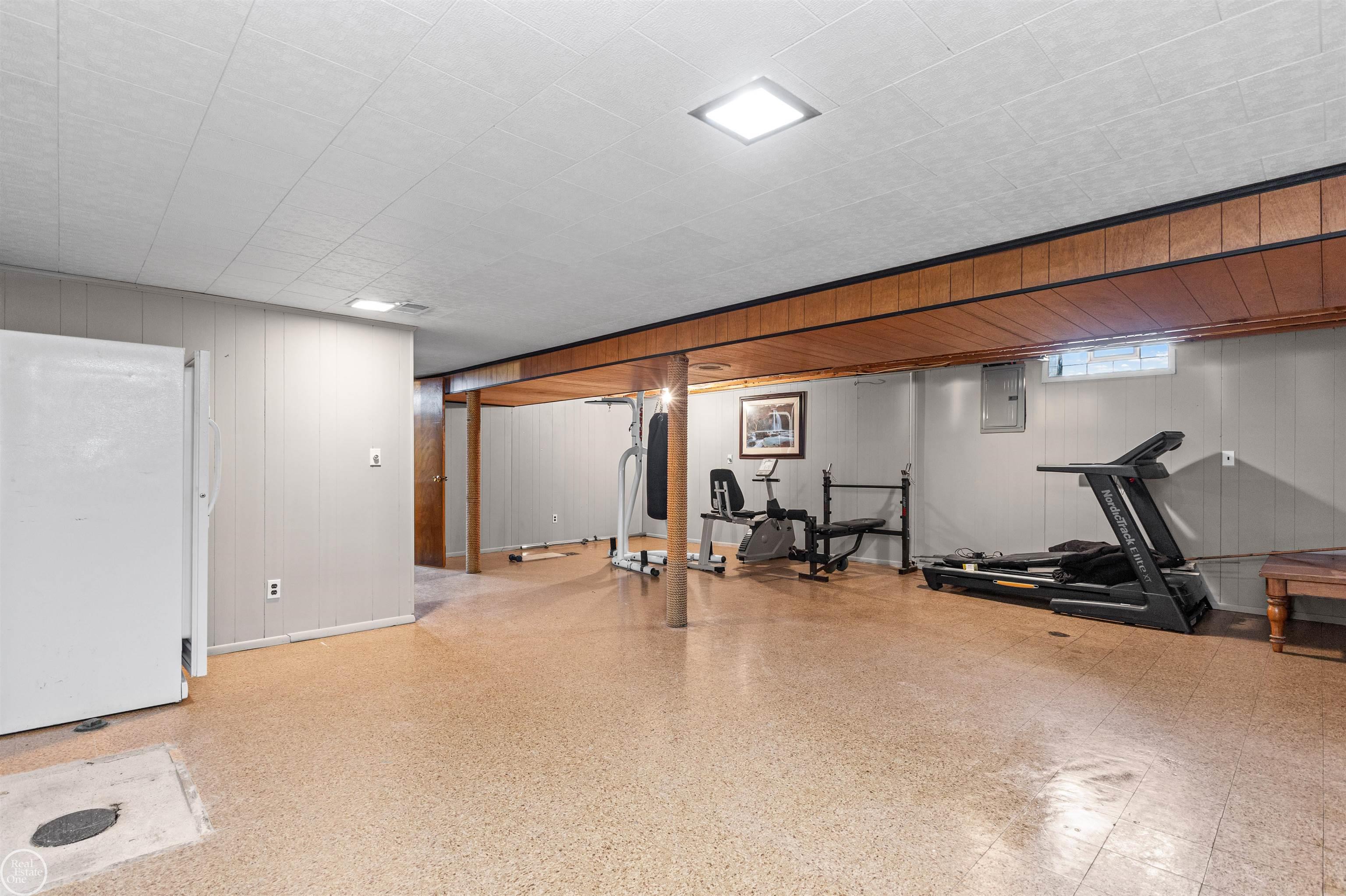 11927 Engleman Road Property Photo 32