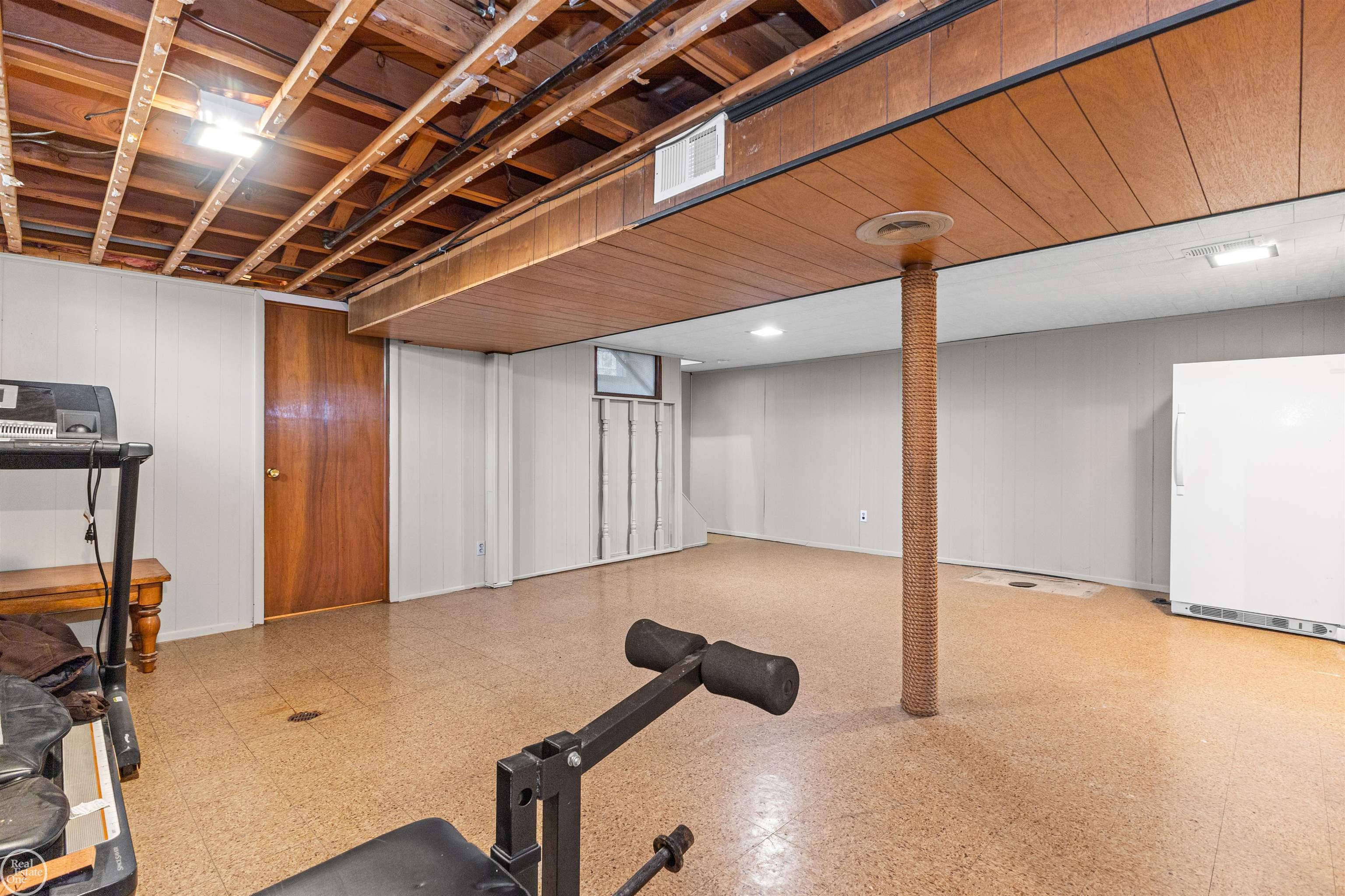 11927 Engleman Road Property Photo 34