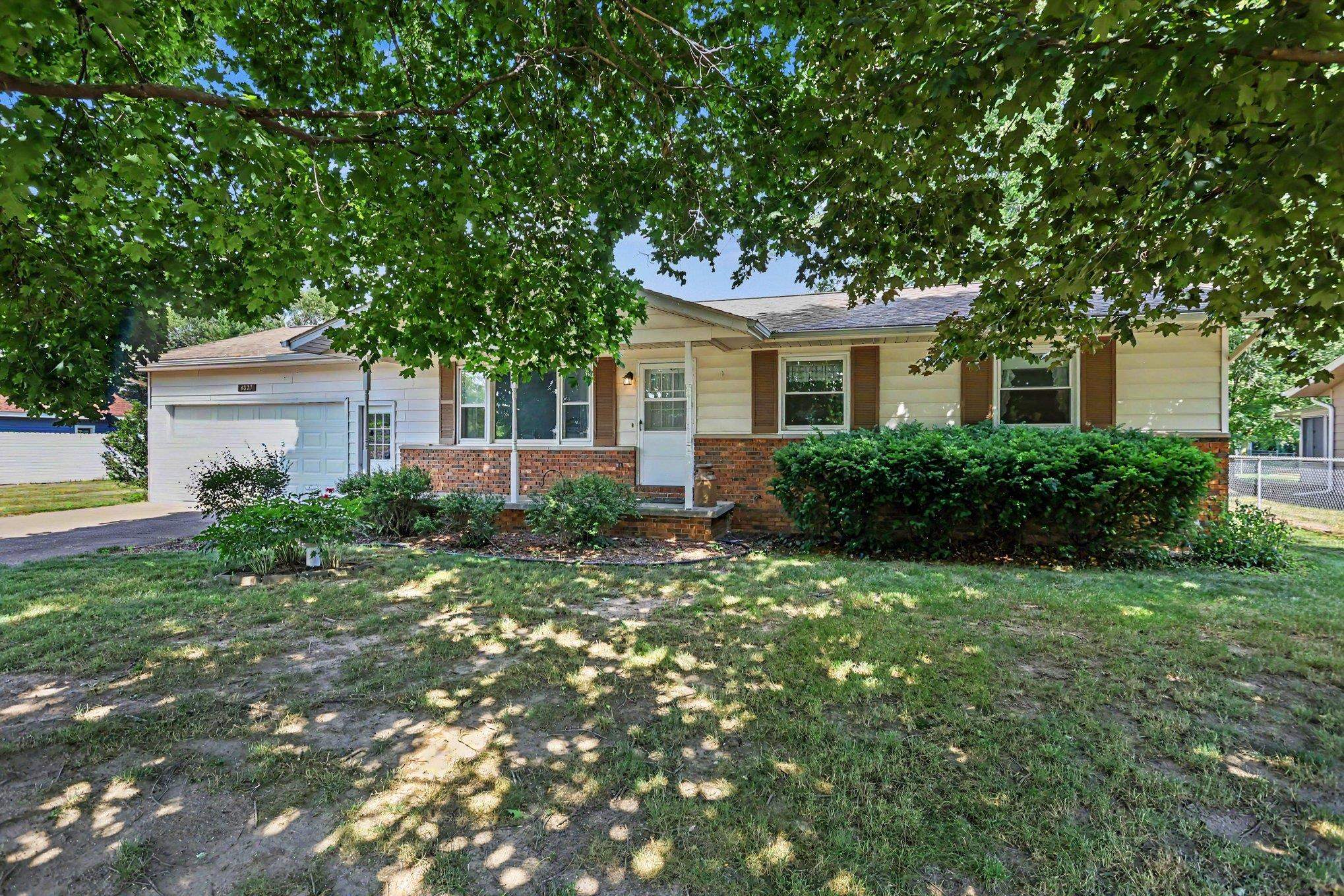 4823 Byron Drive Property Photo 1