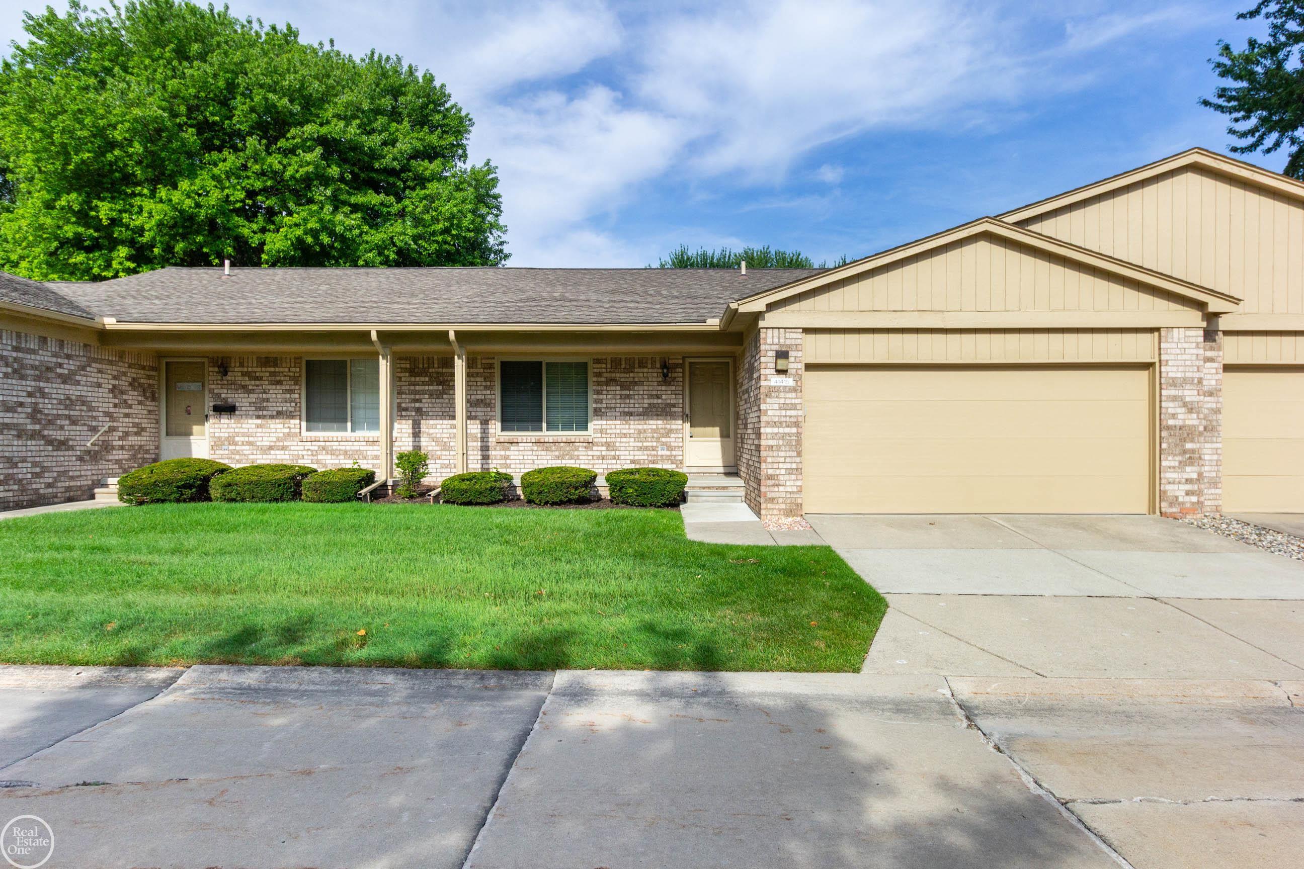 41415 Janet Circle Property Photo 1