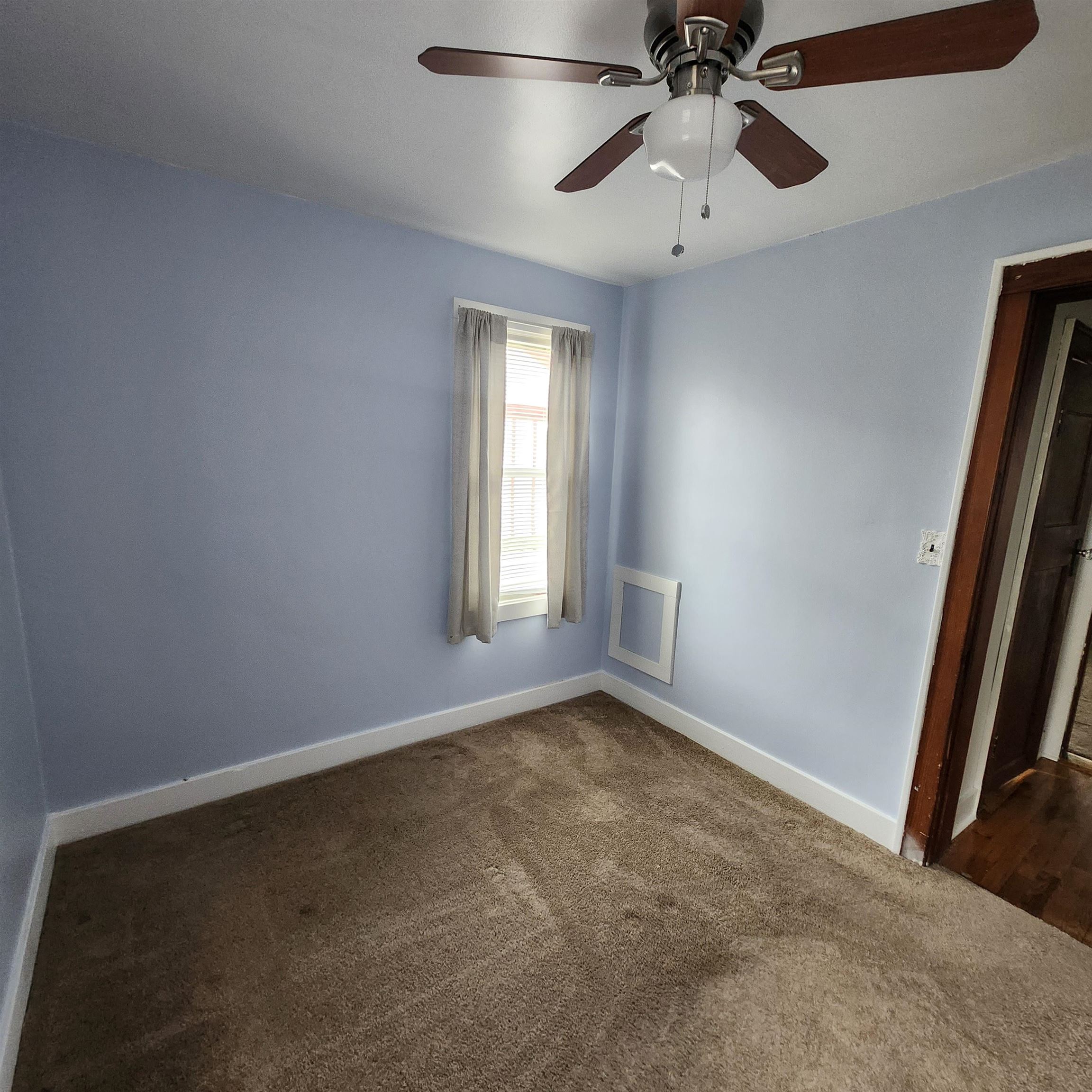 435 E Cedar Avenue Property Photo 12