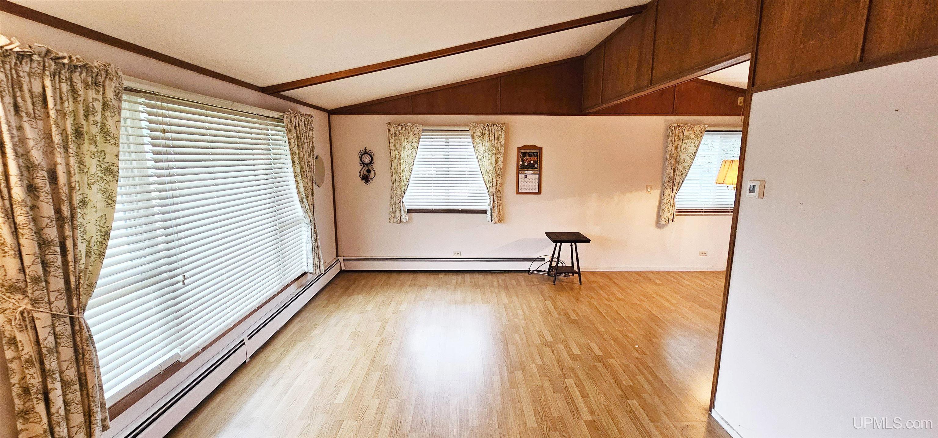 1611 W Atlantic Street Property Photo 3