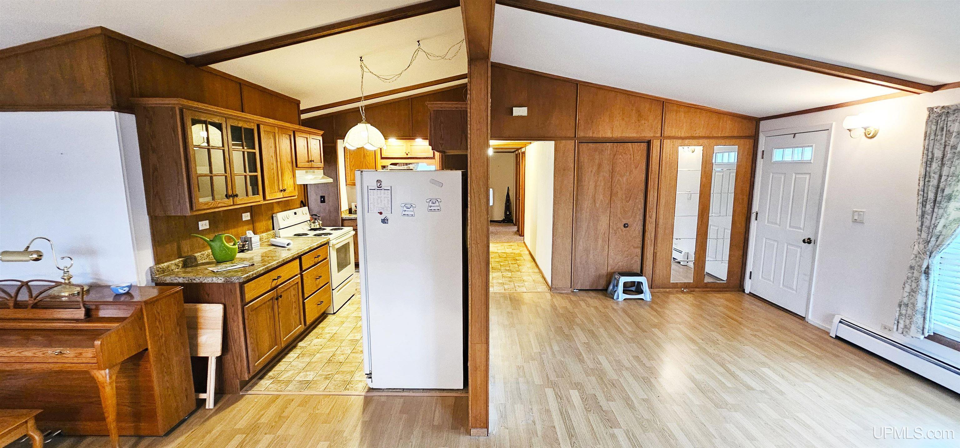 1611 W Atlantic Street Property Photo 5