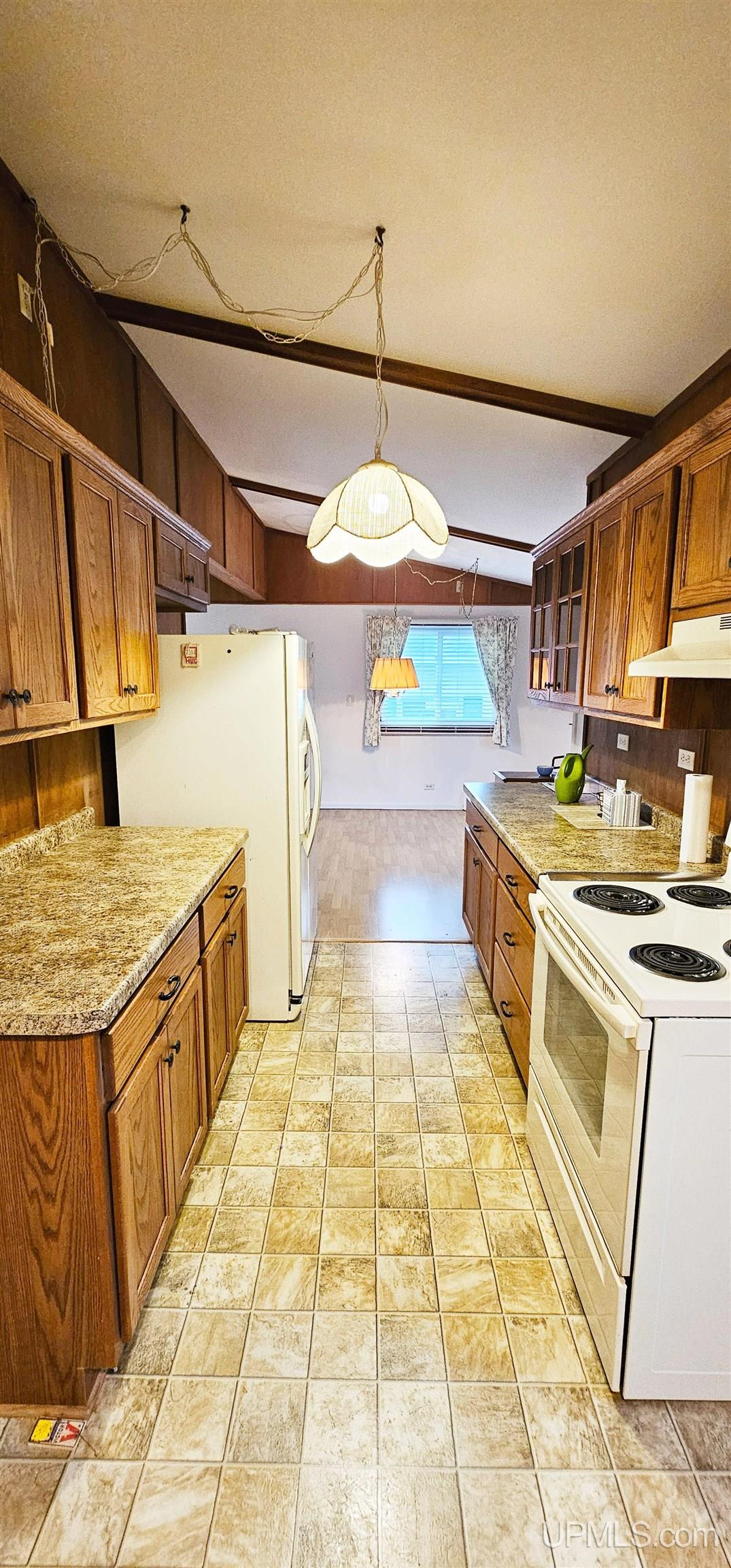 1611 W Atlantic Street Property Photo 11