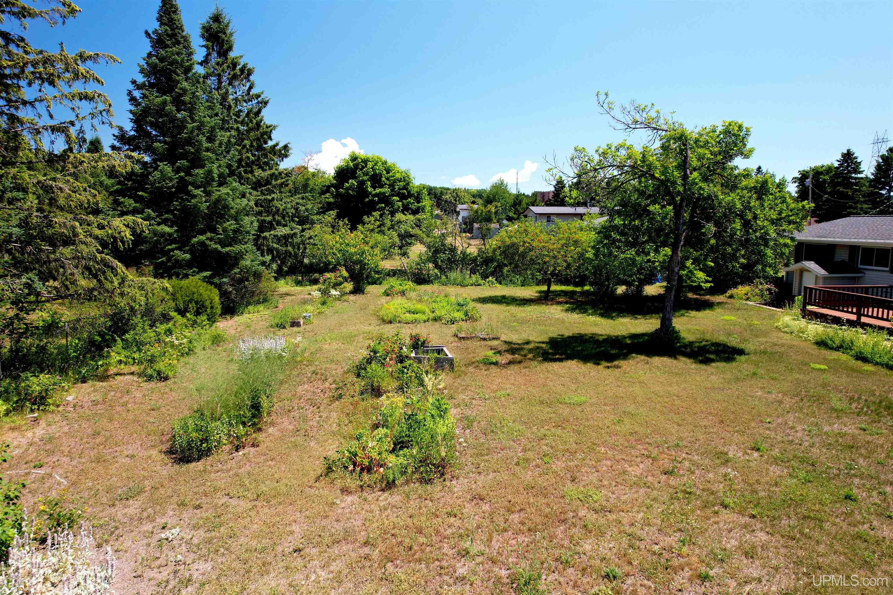 1611 W Atlantic Street Property Photo 43