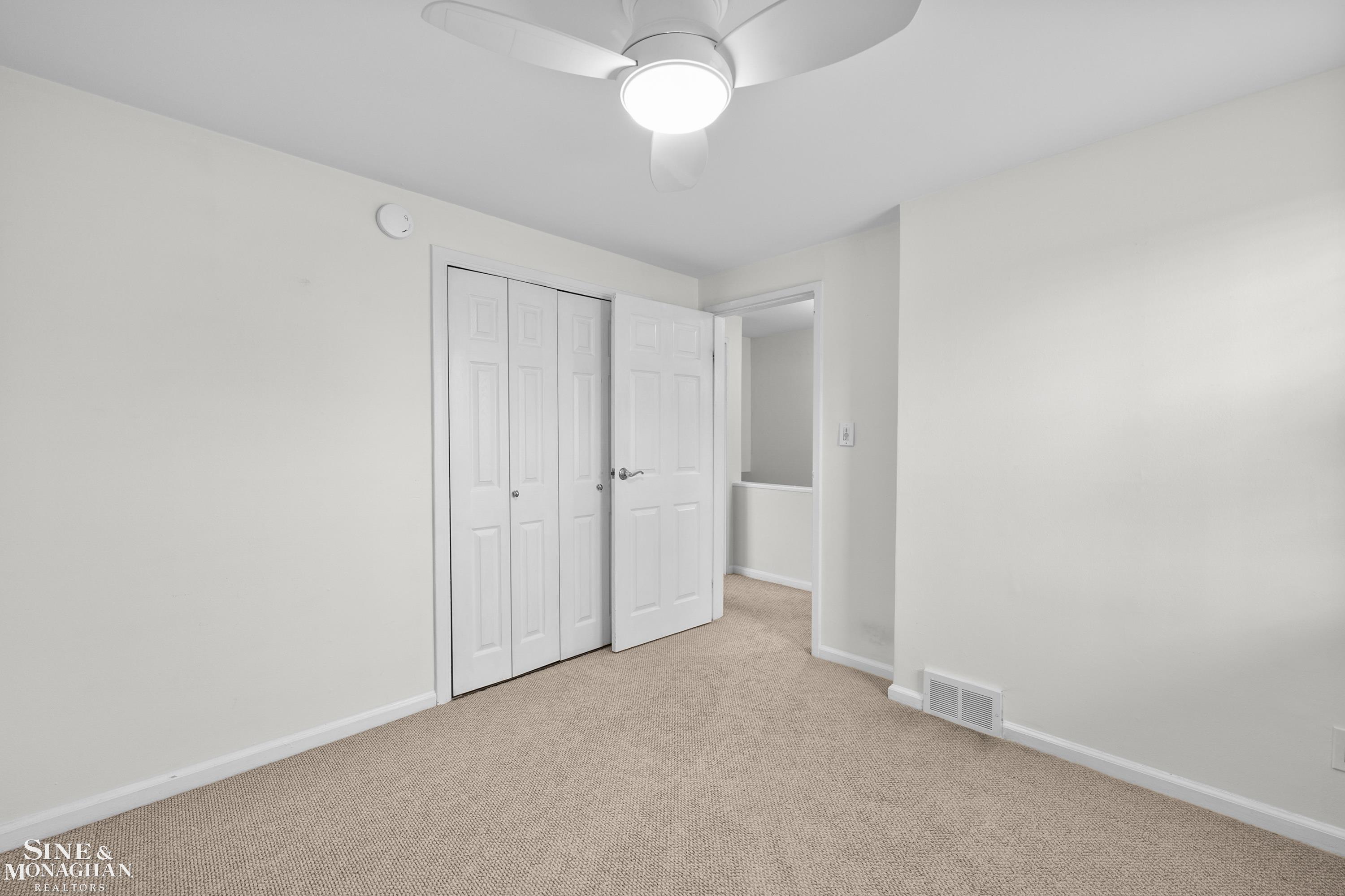 716 Graefield Court Property Photo 7