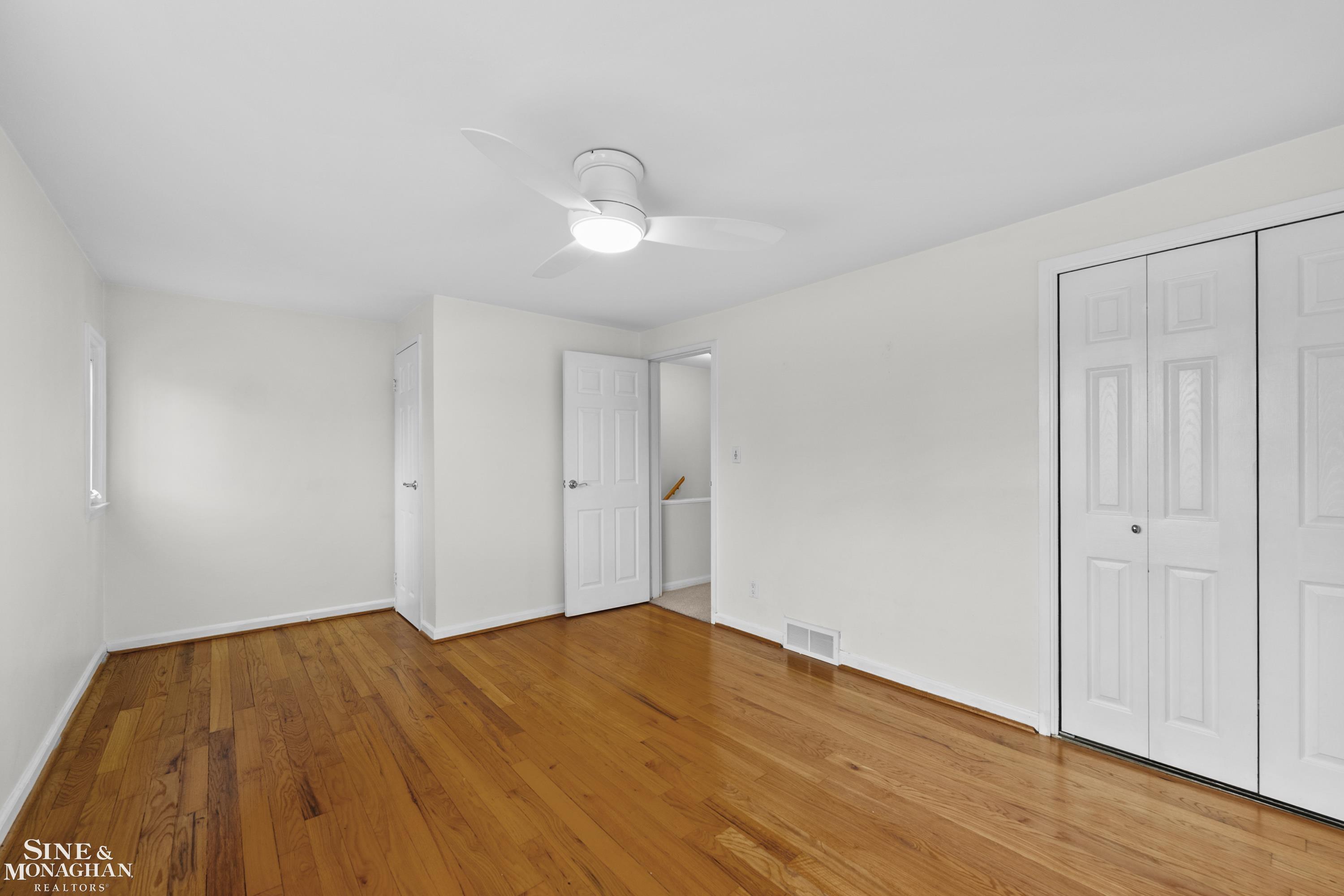 716 Graefield Court Property Photo 15