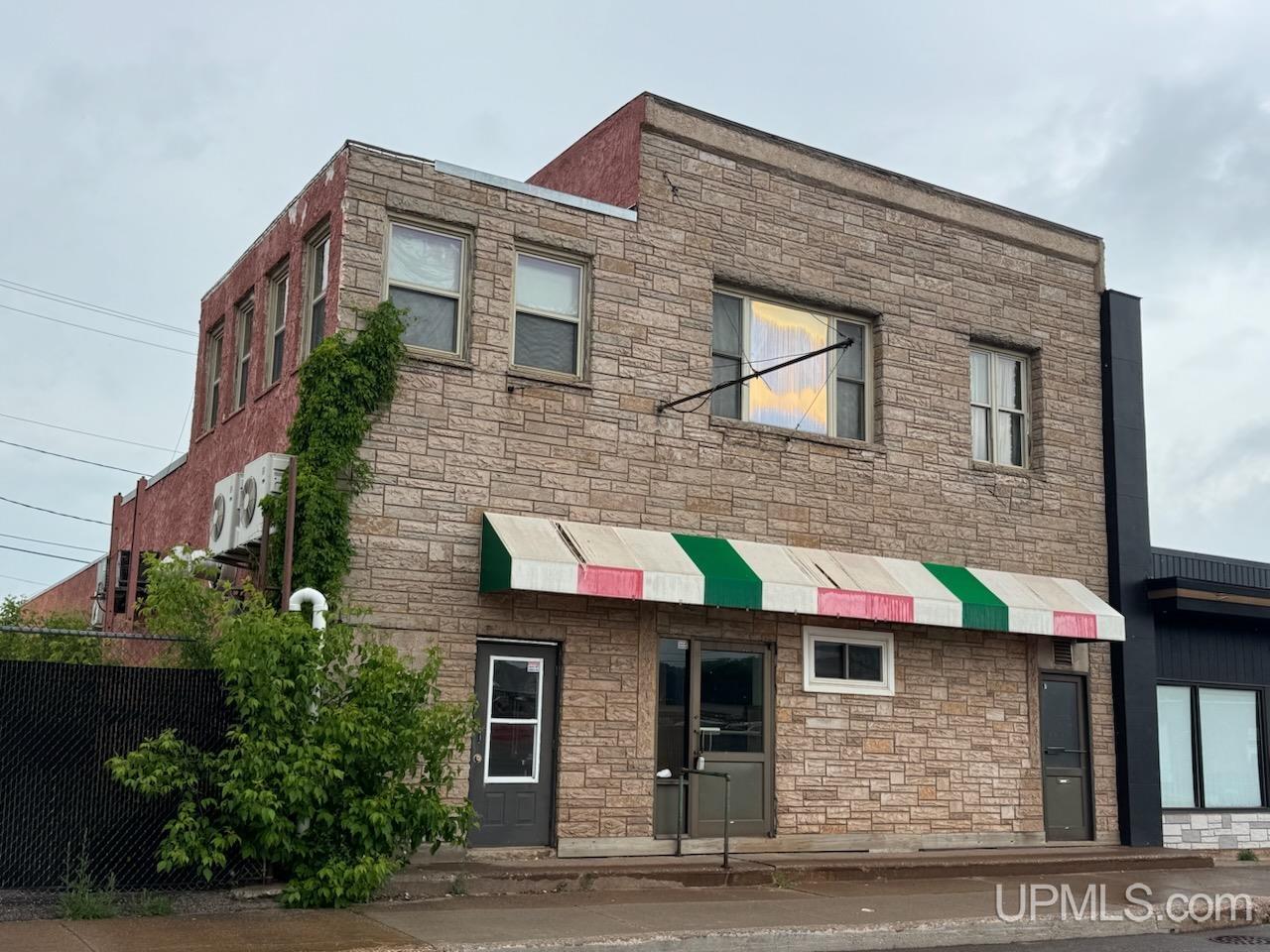 113 N 2nd Street Property Photo 1