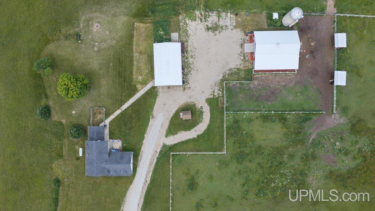 3774 18th Road Property Photo 10