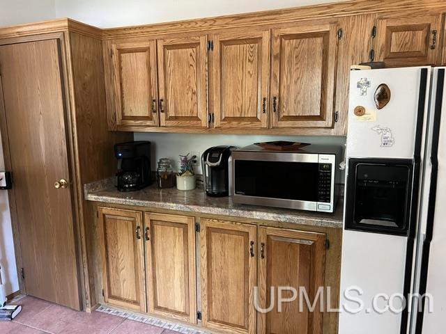 21564 Denton Road Property Photo 9