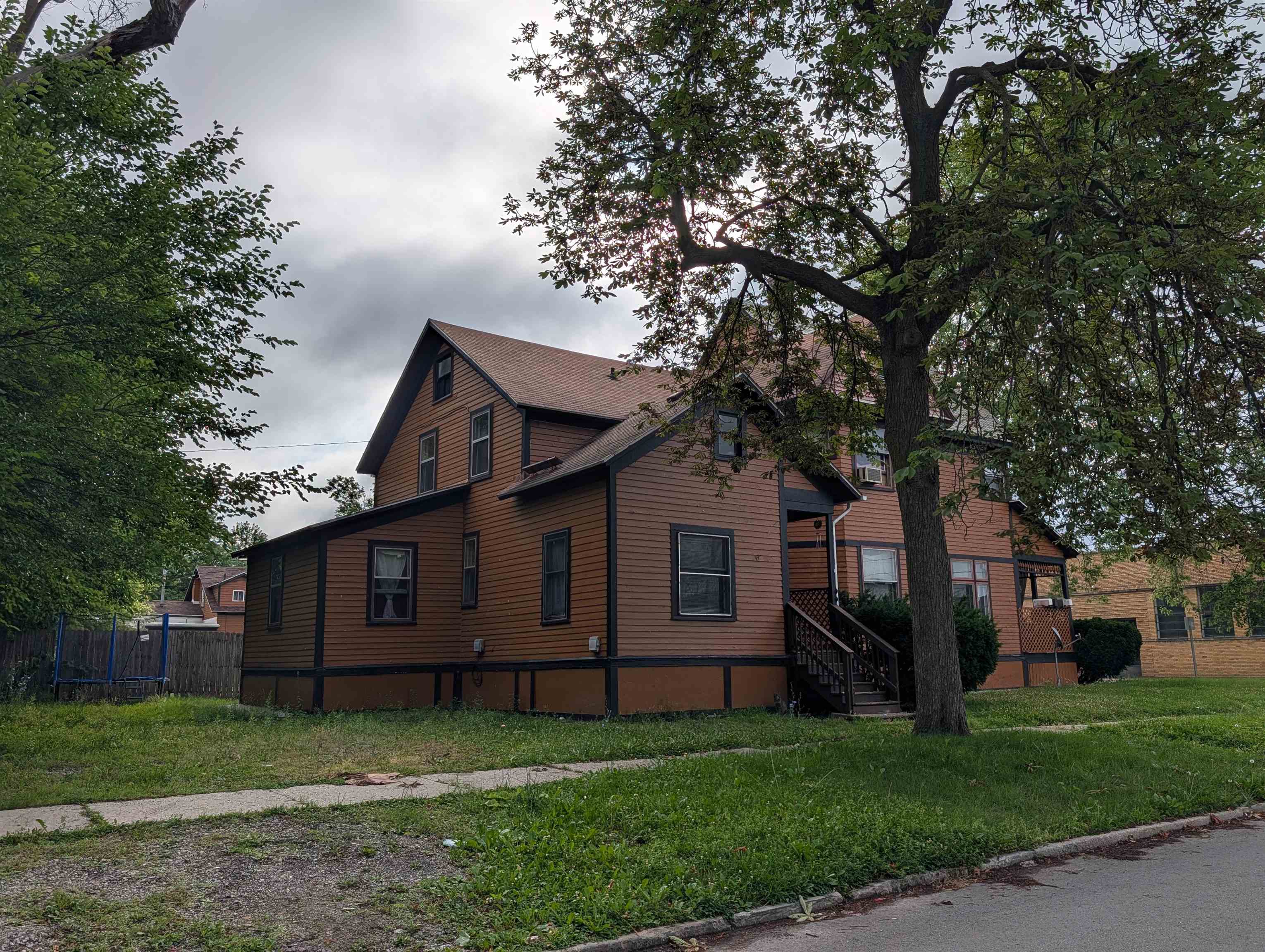 403 N Fayette Street Property Photo 2