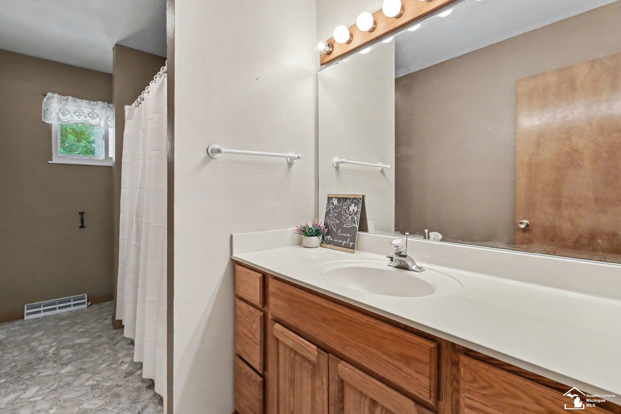 7441 Indian Road Property Photo 19