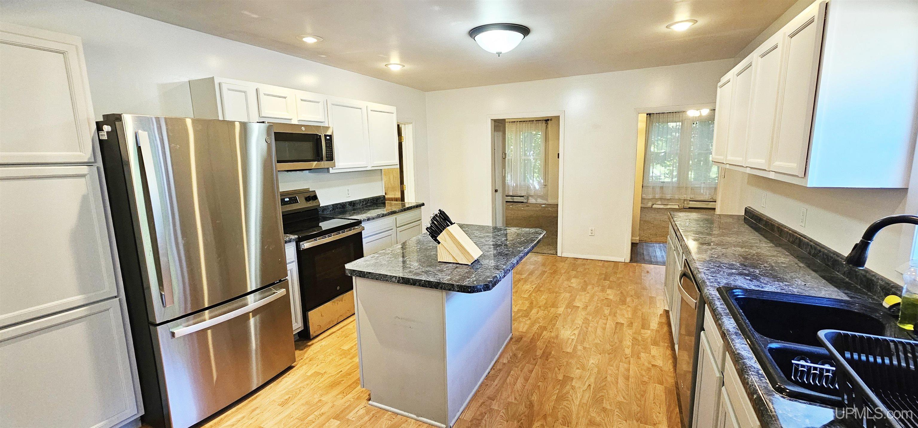 52082 E Avenue Property Photo 11