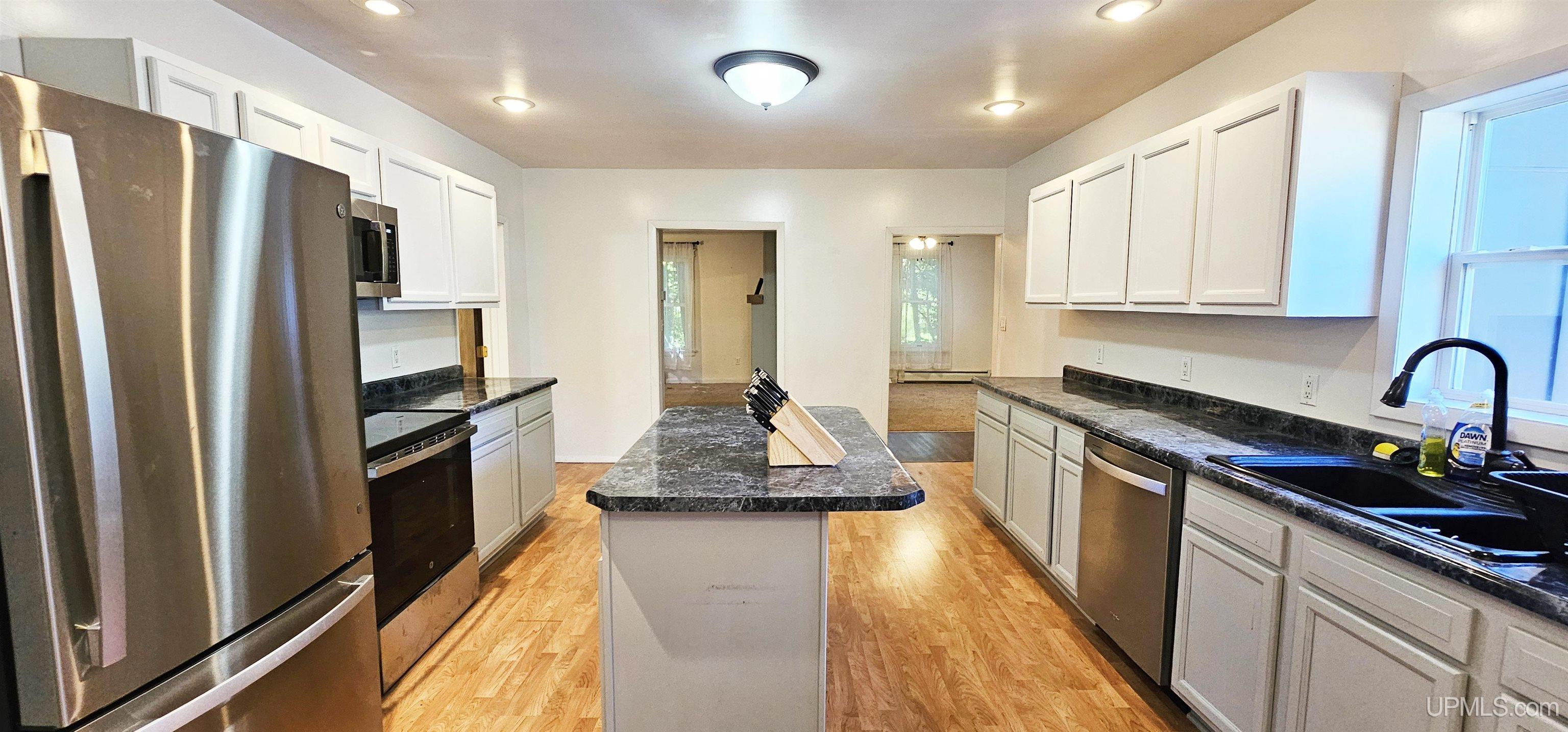 52082 E Avenue Property Photo 12