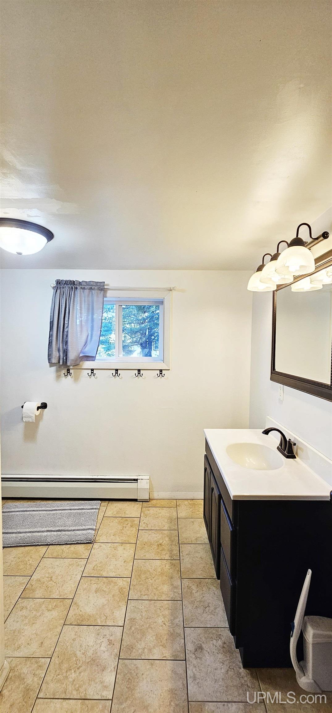 52082 E Avenue Property Photo 15
