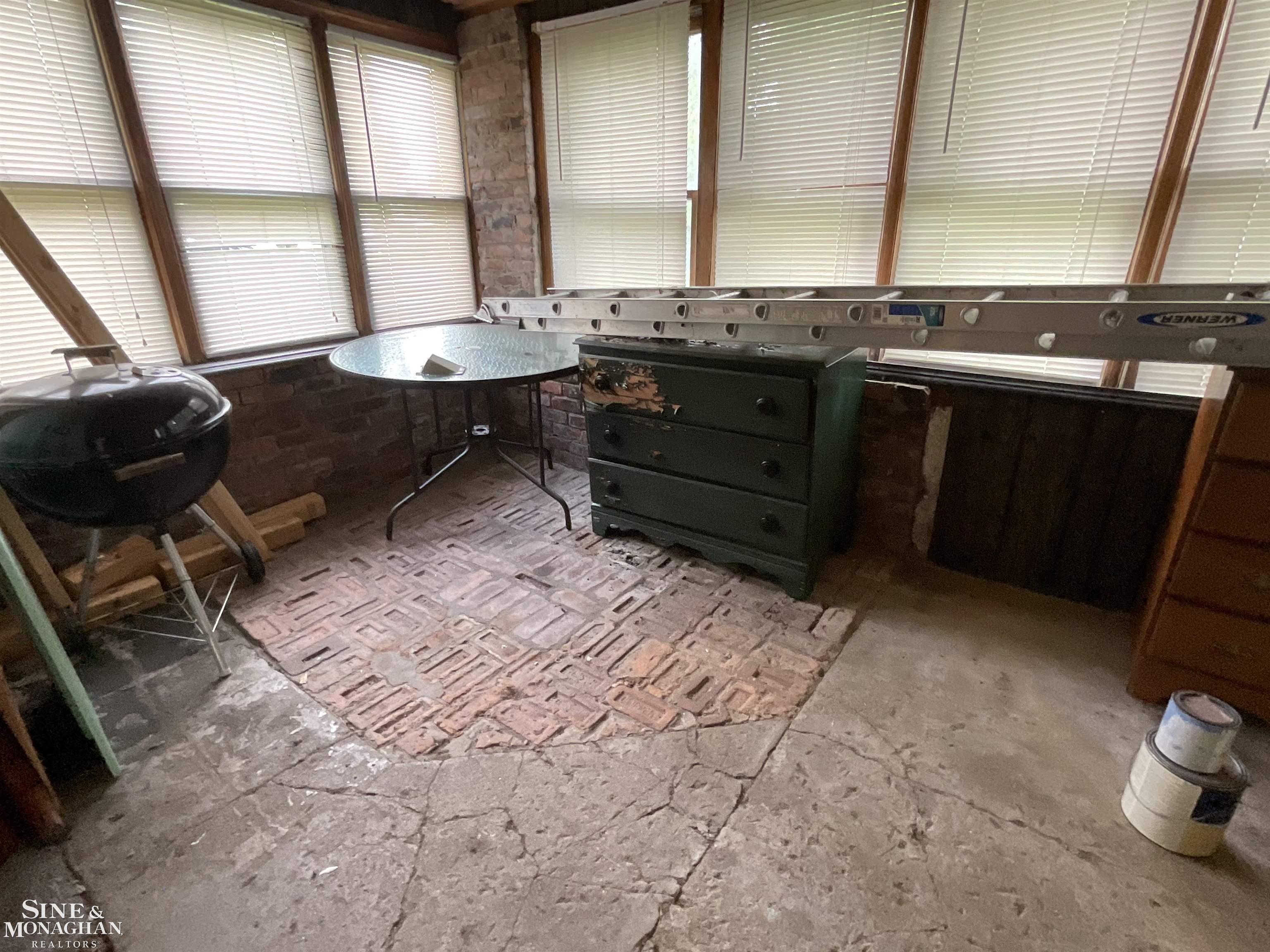 177 Williams Street Property Photo 26