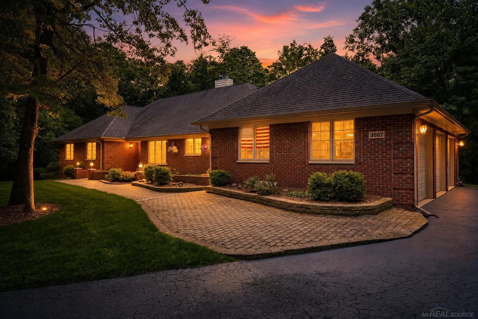 3867 Nutcracker Court Property Photo 1