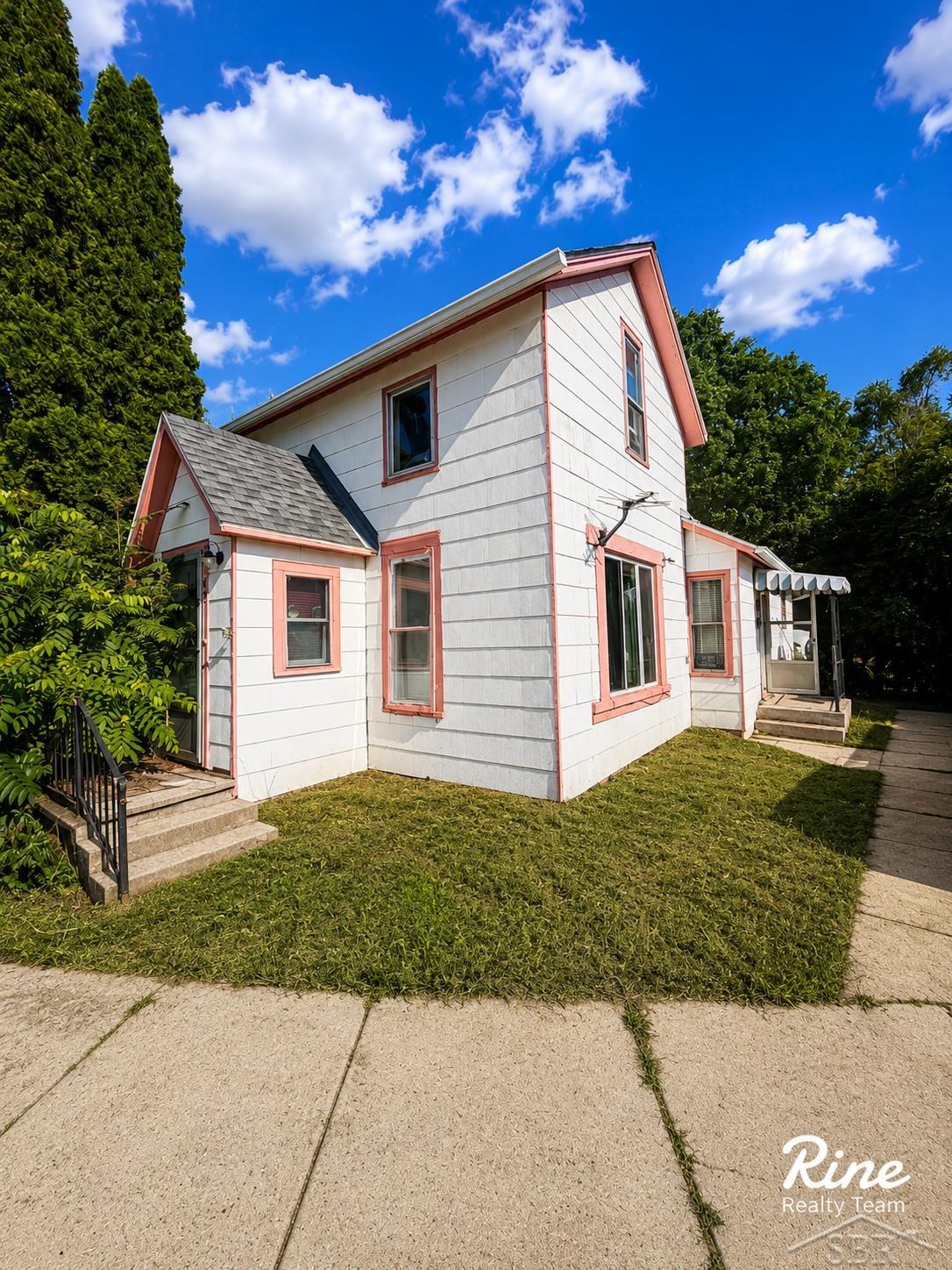 42 W Main Street Property Photo 1