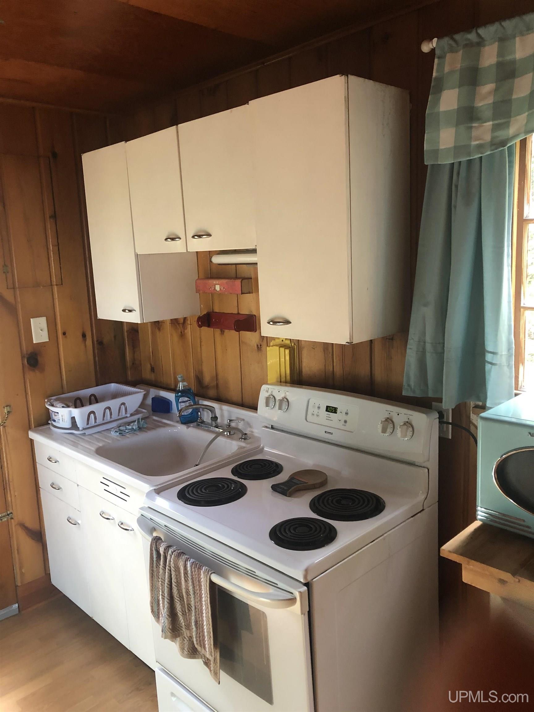 13290 M-26 Highway Property Photo 30