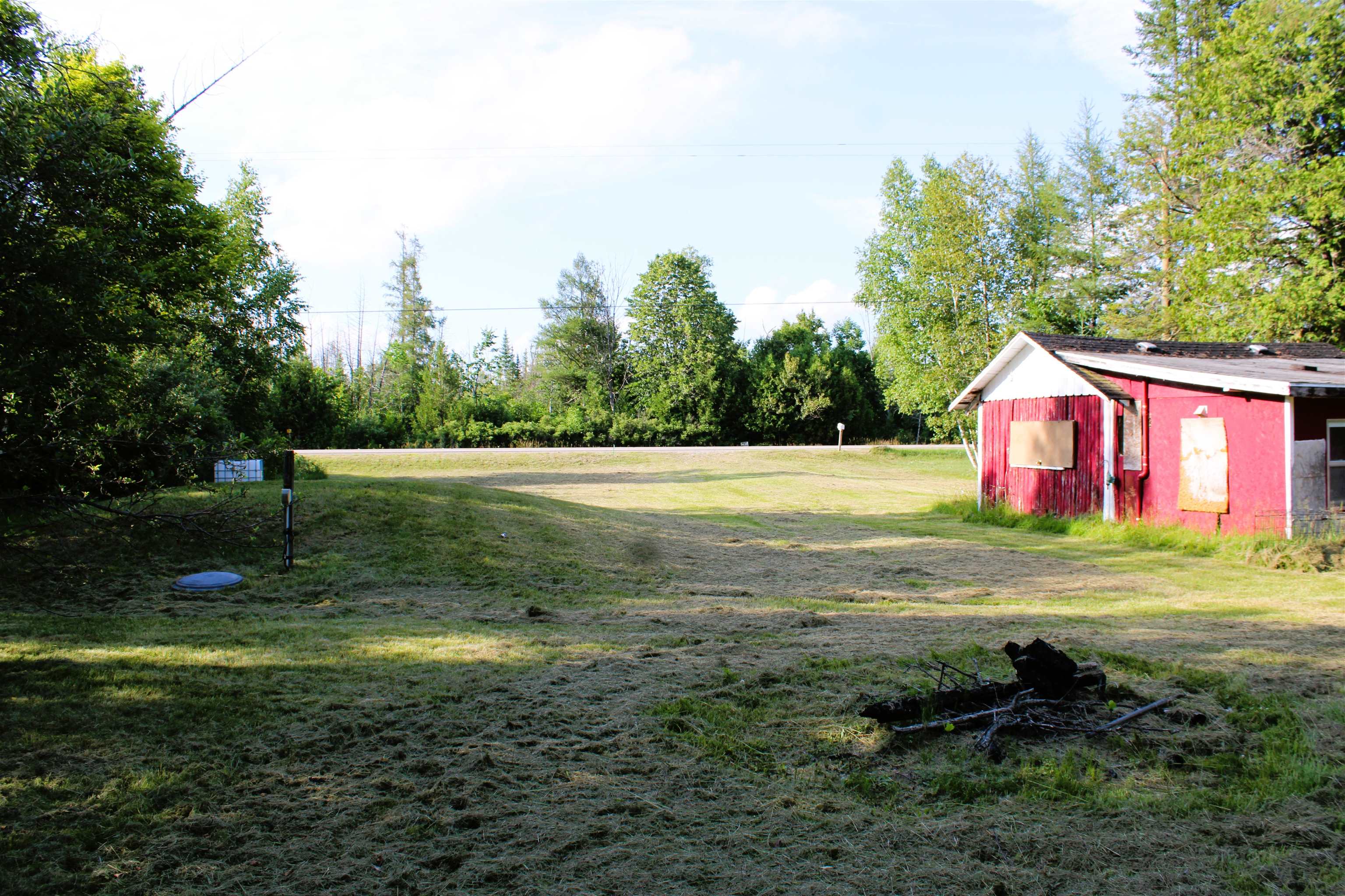8012 E Gladwin Road Property Photo 10
