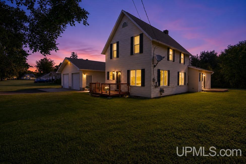 4316 D Road Property Photo 1