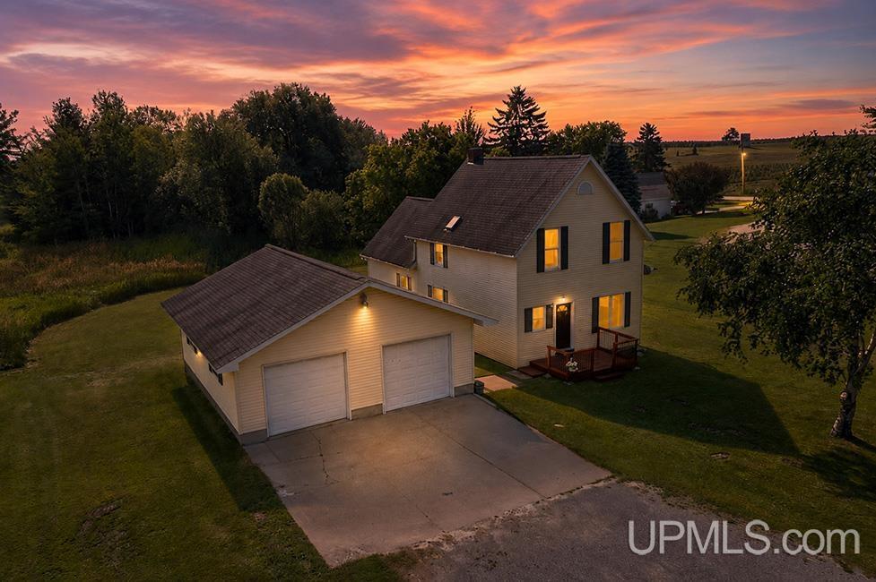 4316 D Road Property Photo 2
