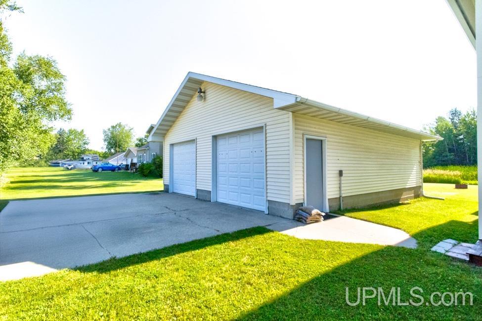 4316 D Road Property Photo 37