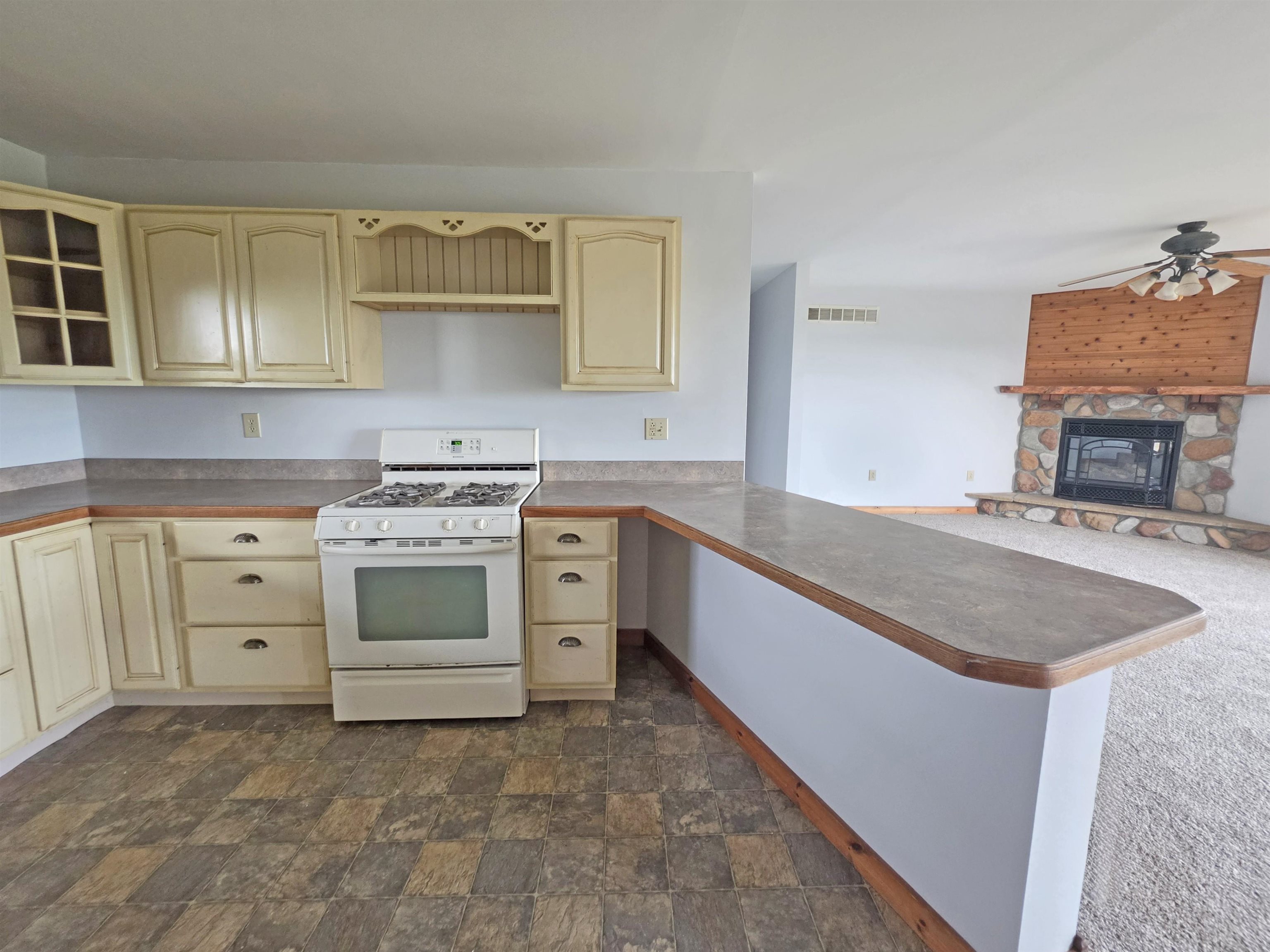 9571 Wilkinson Road Property Photo 5