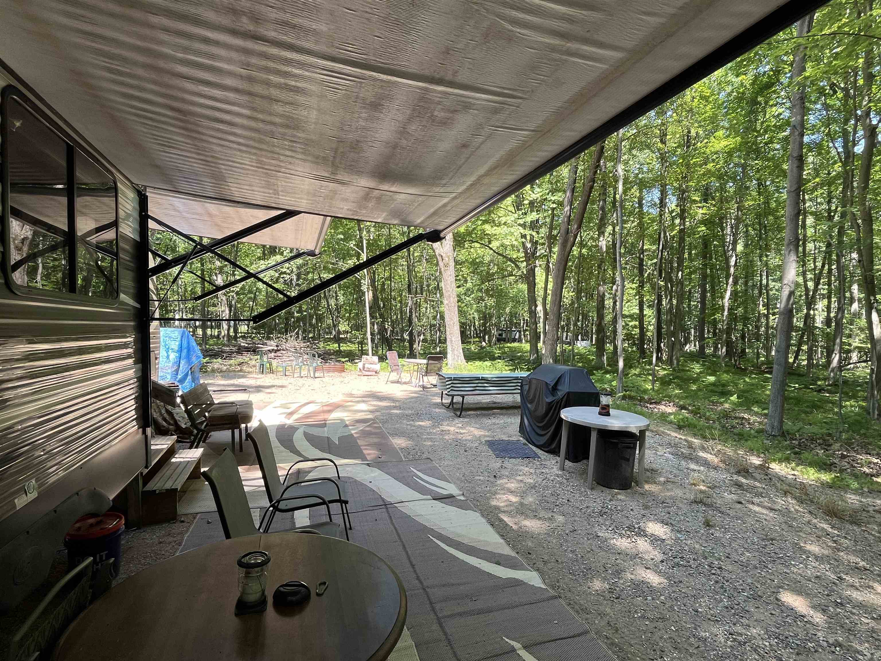 1031 Spruce Hill Drive Property Photo 4
