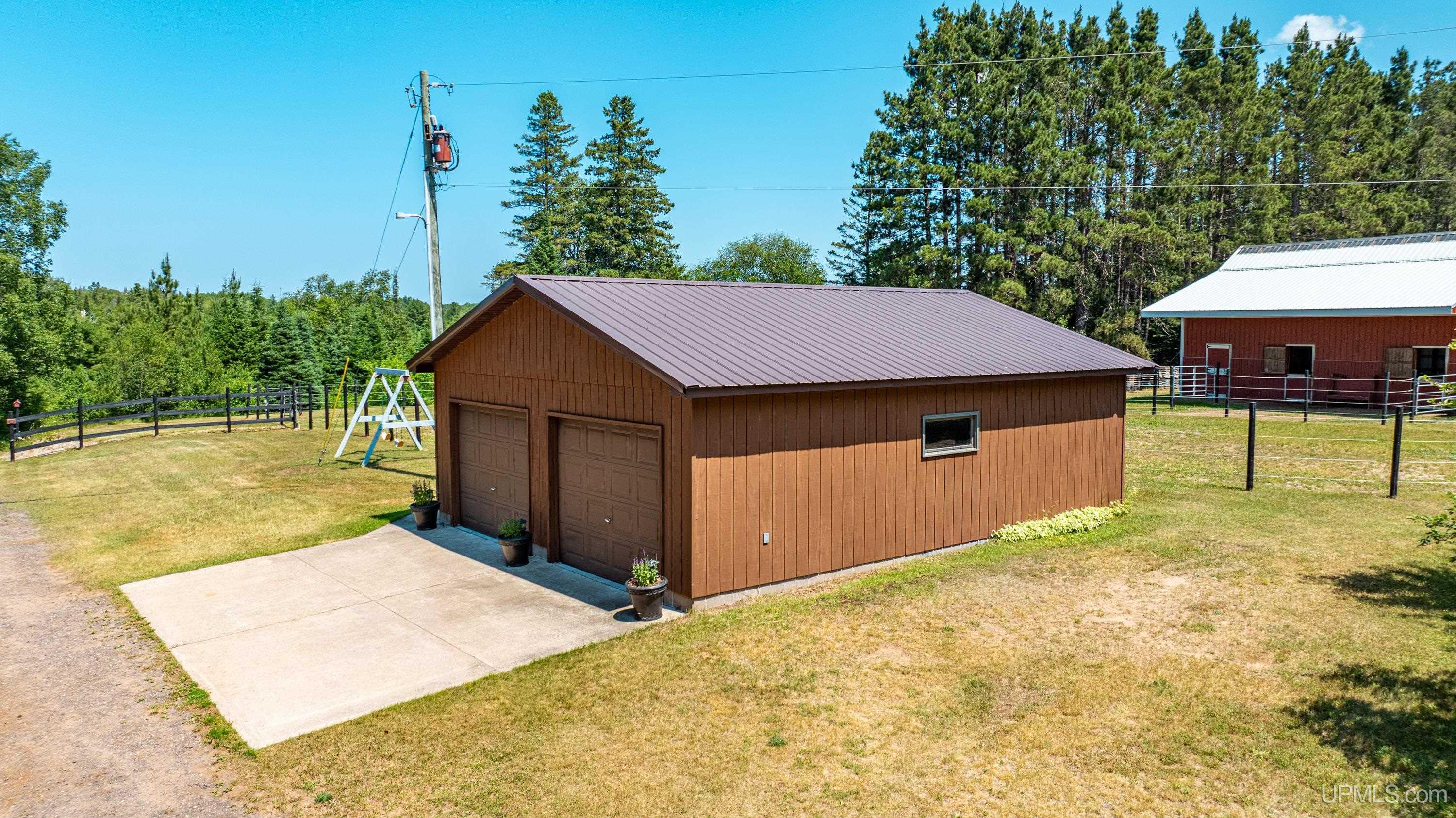 4042 5 Mile Point Road Property Photo 5