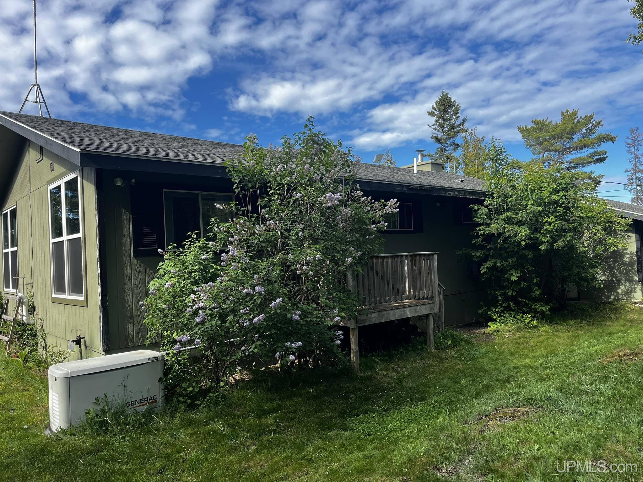 9237 Silver River Loop Property Photo 43