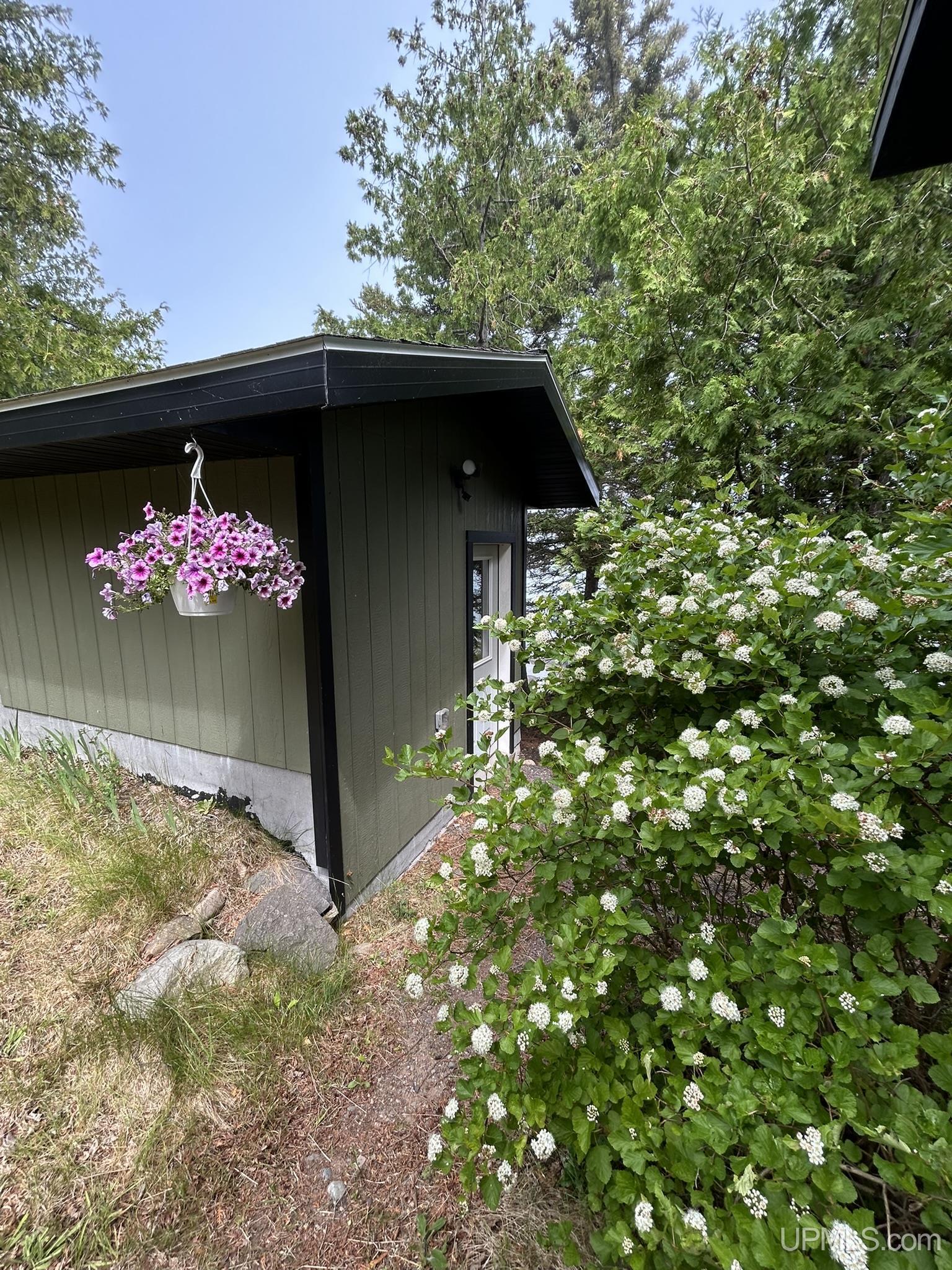 9237 Silver River Loop Property Photo 46