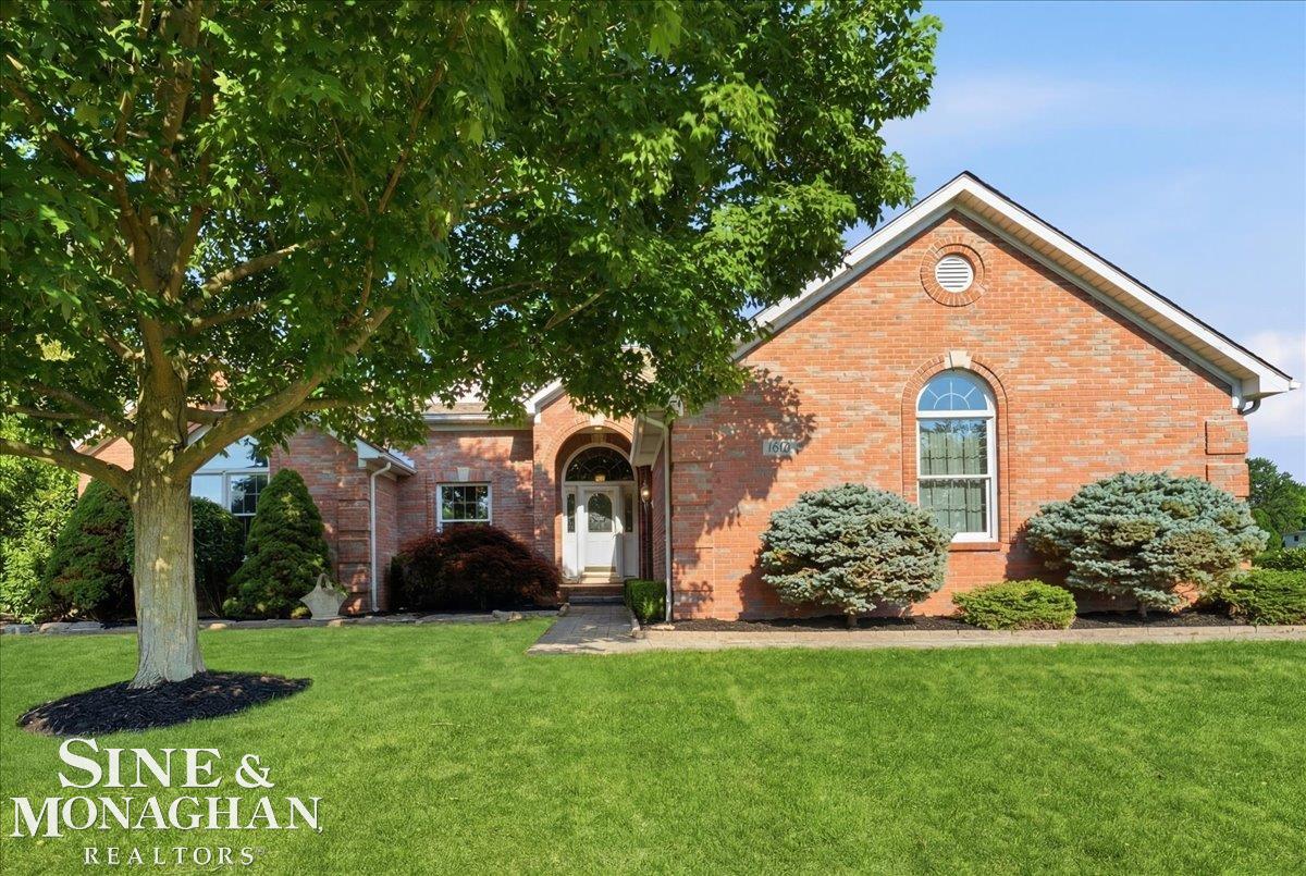 1001 S River Pointe Lane Property Photo 1
