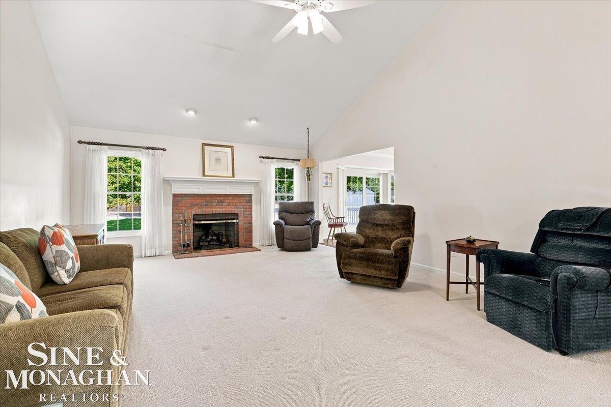 1001 S River Pointe Lane Property Photo 11