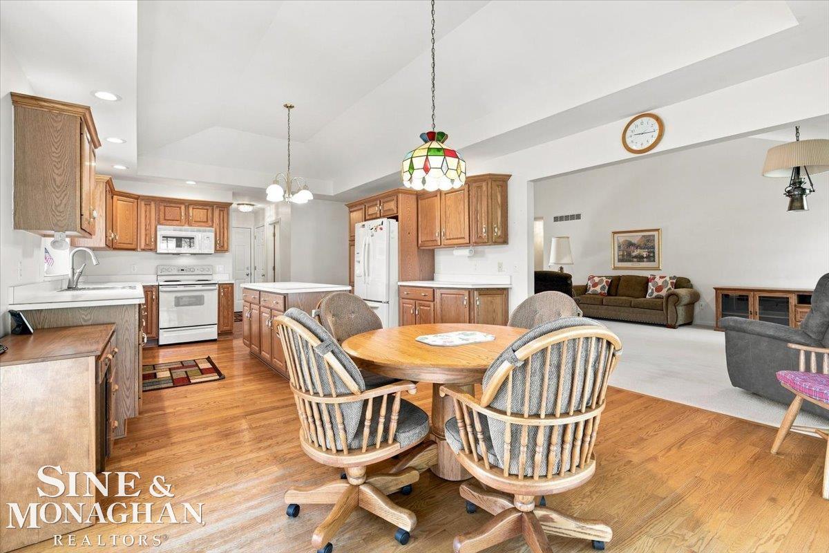 1001 S River Pointe Lane Property Photo 16
