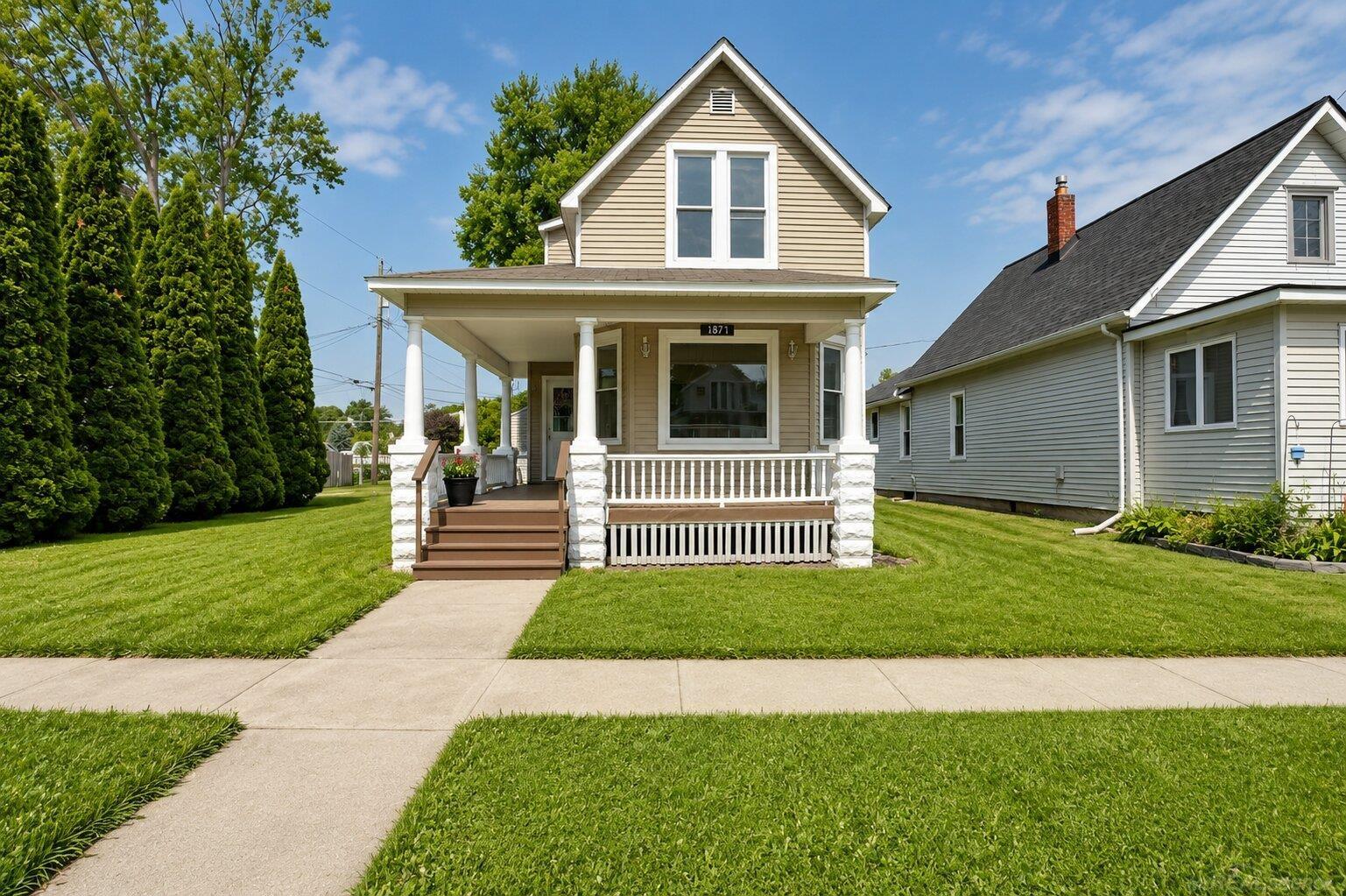 1821 11th Avenue Property Photo 3