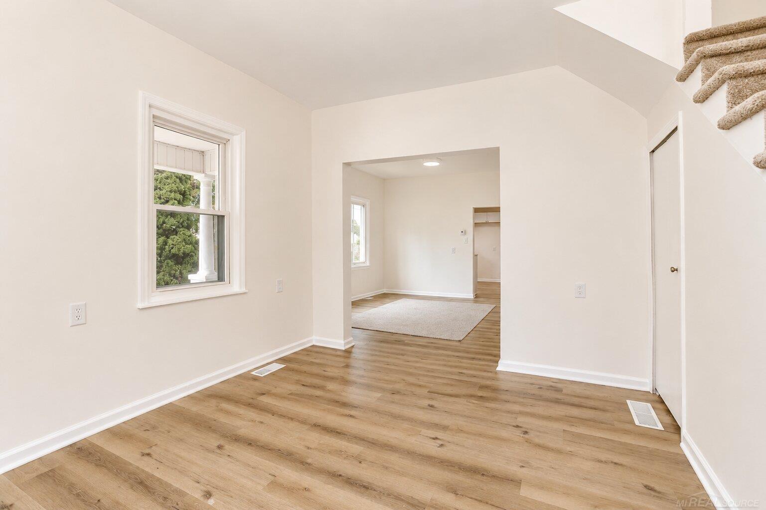 1821 11th Avenue Property Photo 9