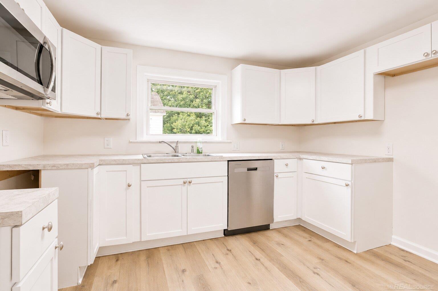 1821 11th Avenue Property Photo 10