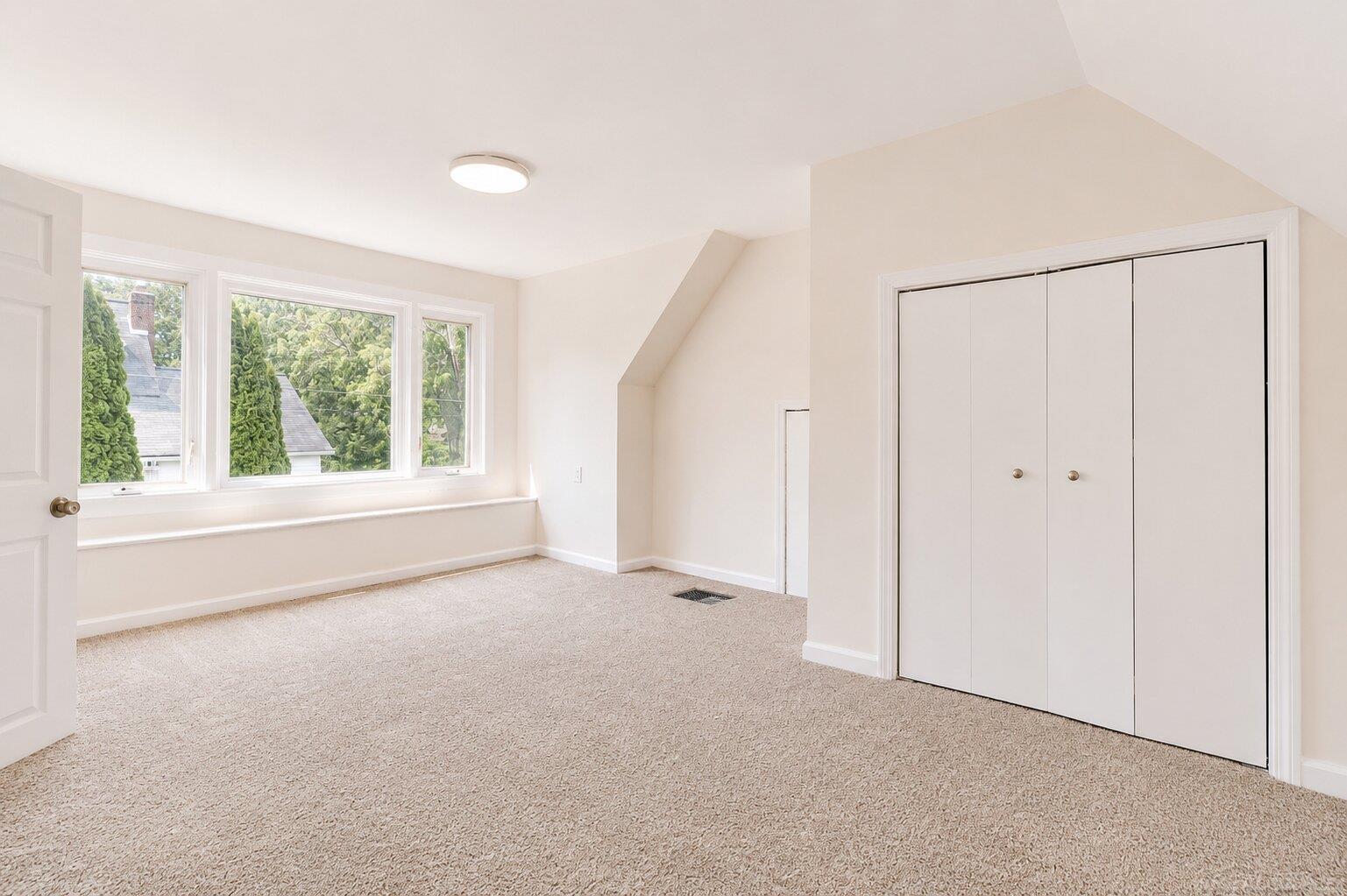 1821 11th Avenue Property Photo 17
