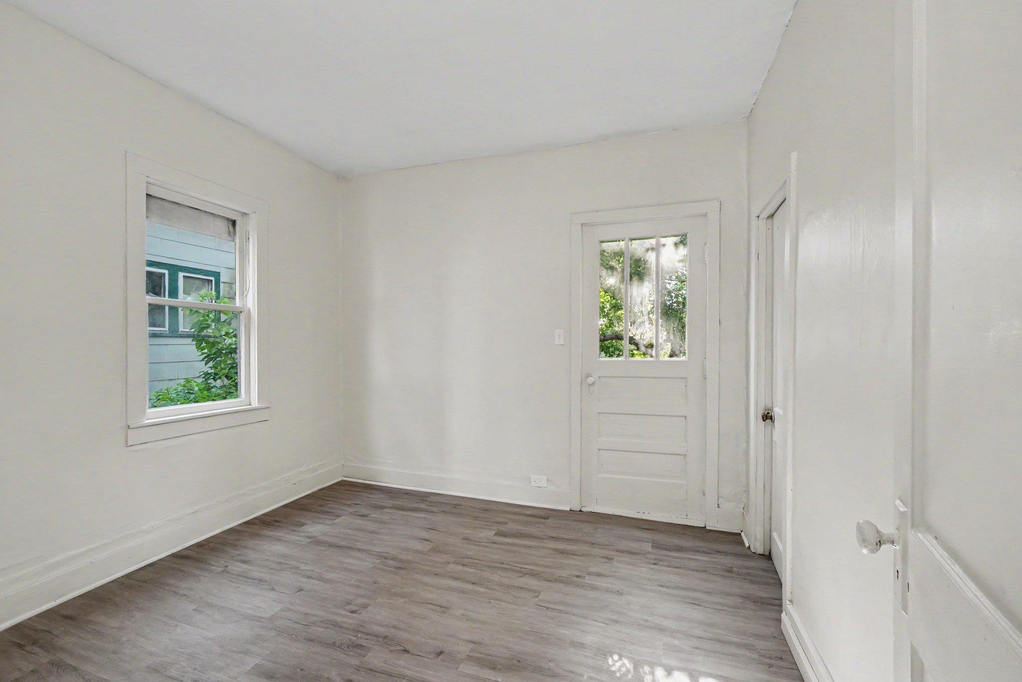 609 N Henry Street Property Photo 9