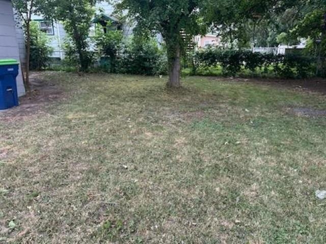 609 N Henry Street Property Photo 19