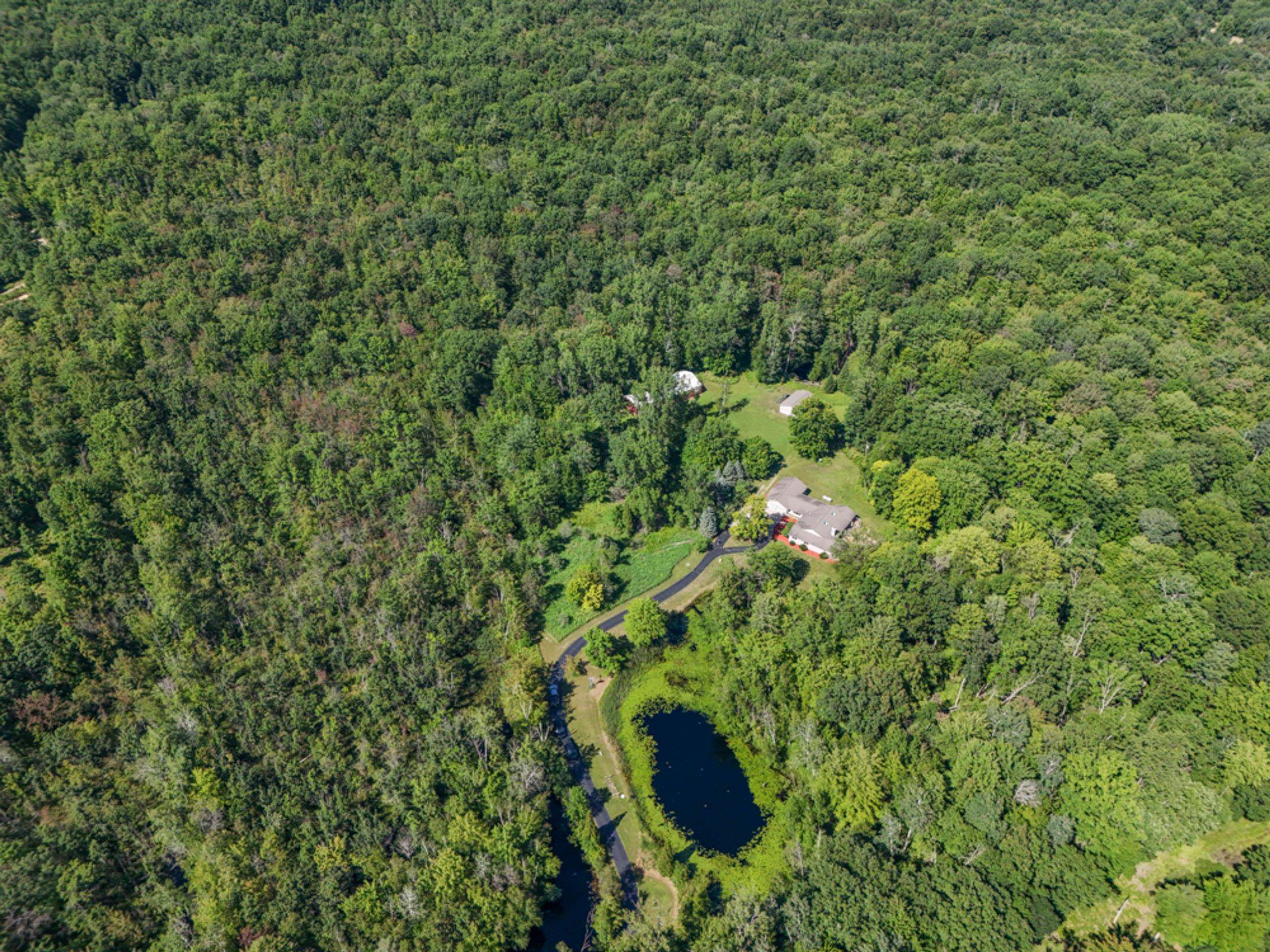 457 E Mier Road Property Photo 5