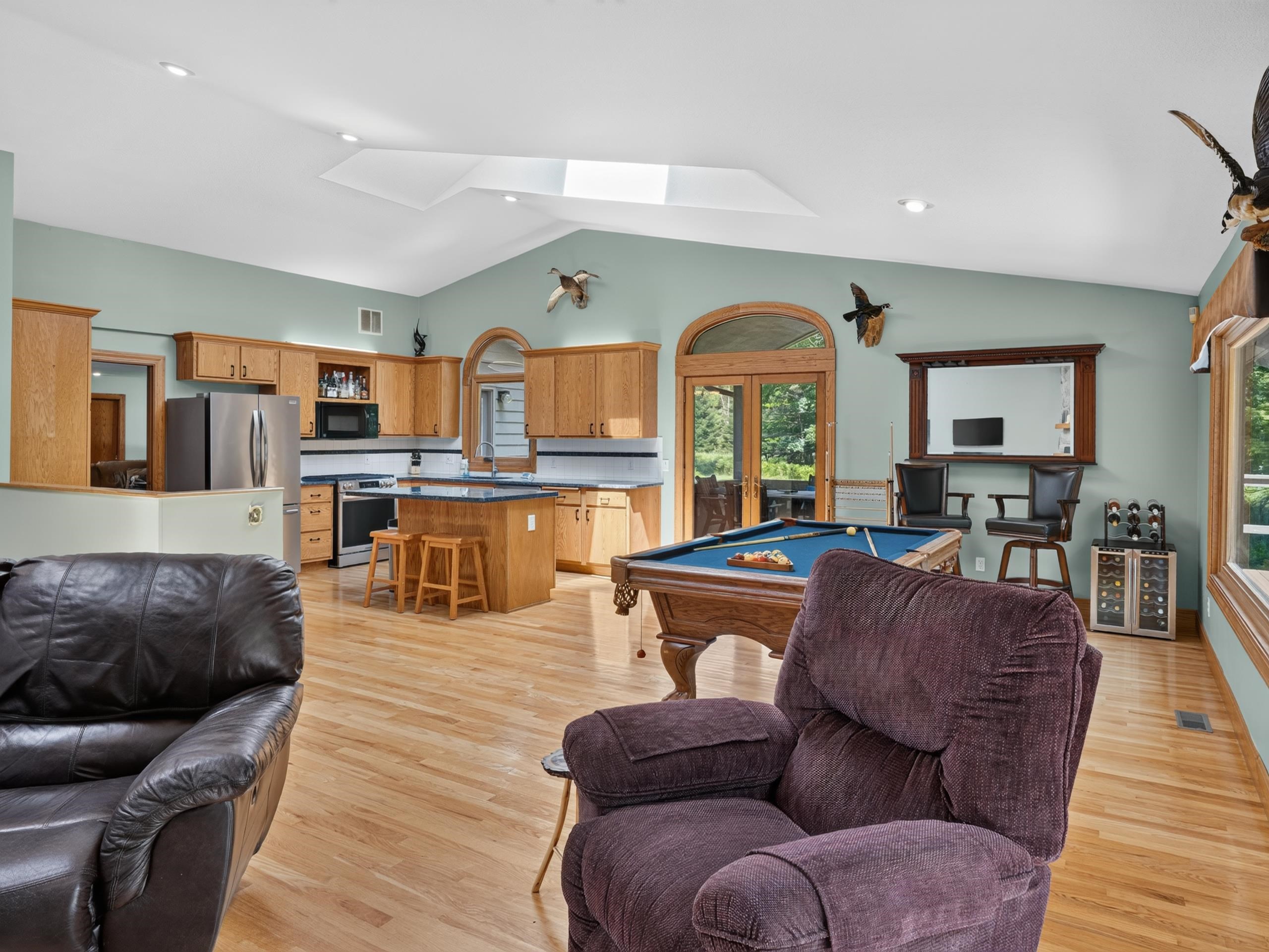 457 E Mier Road Property Photo 8