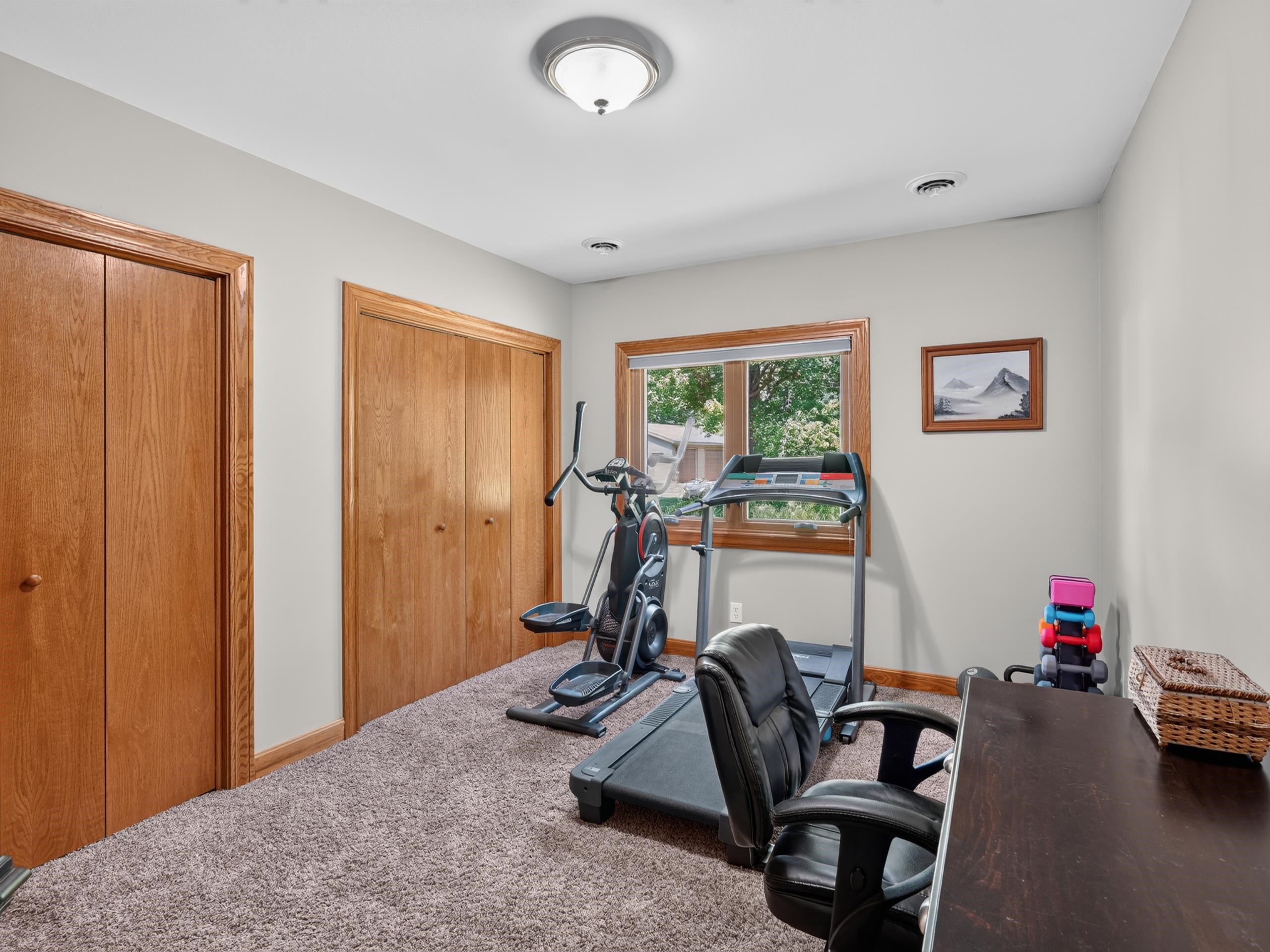 457 E Mier Road Property Photo 16