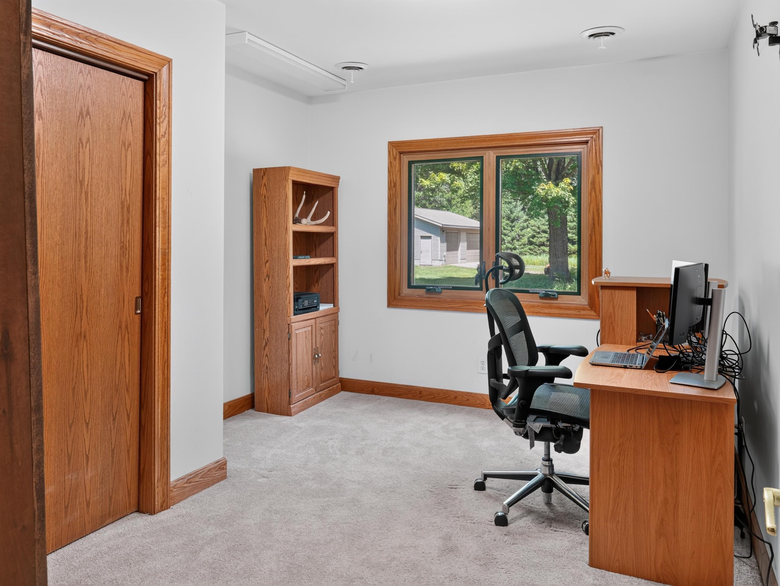 457 E Mier Road Property Photo 19