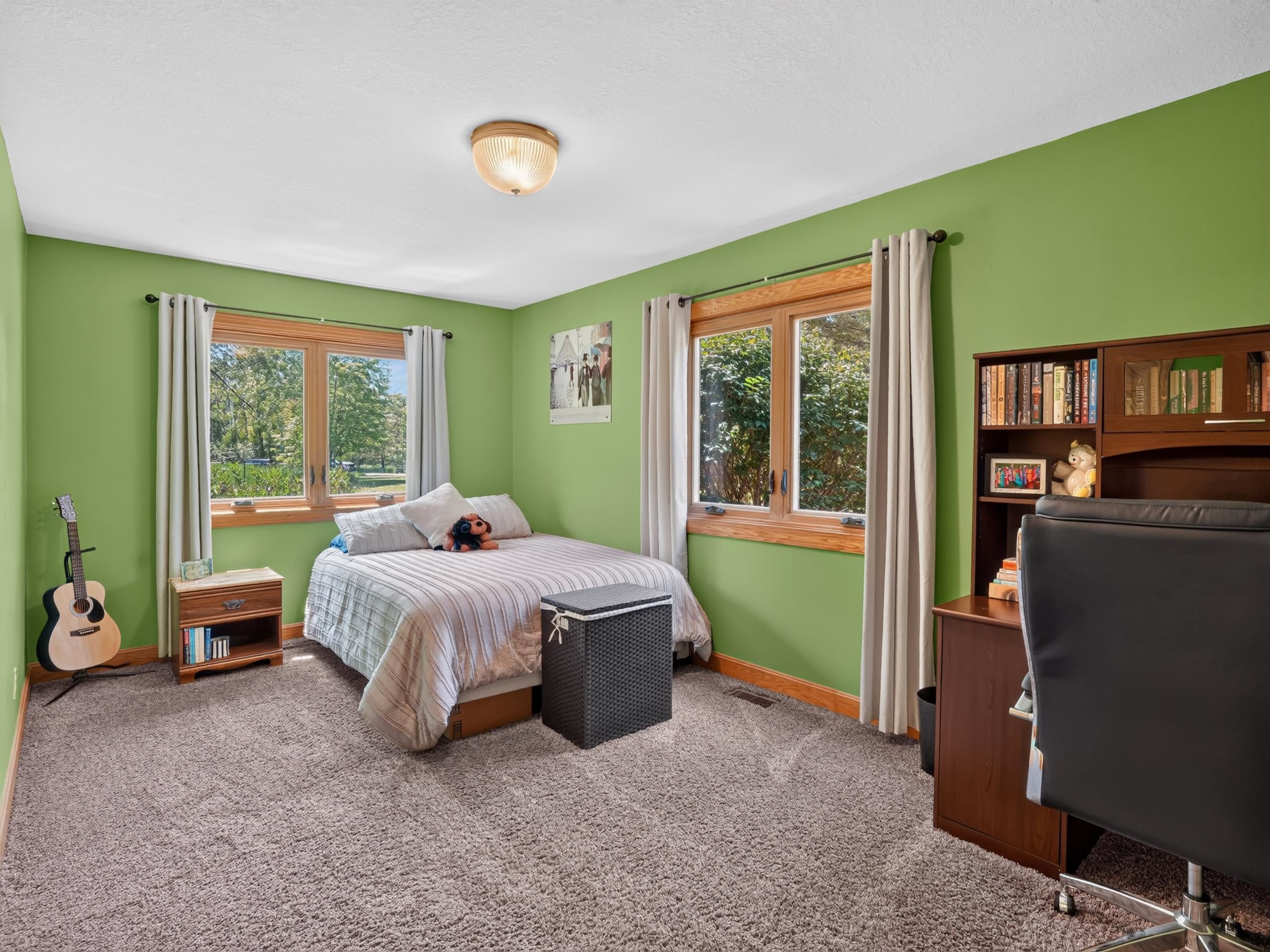 457 E Mier Road Property Photo 25