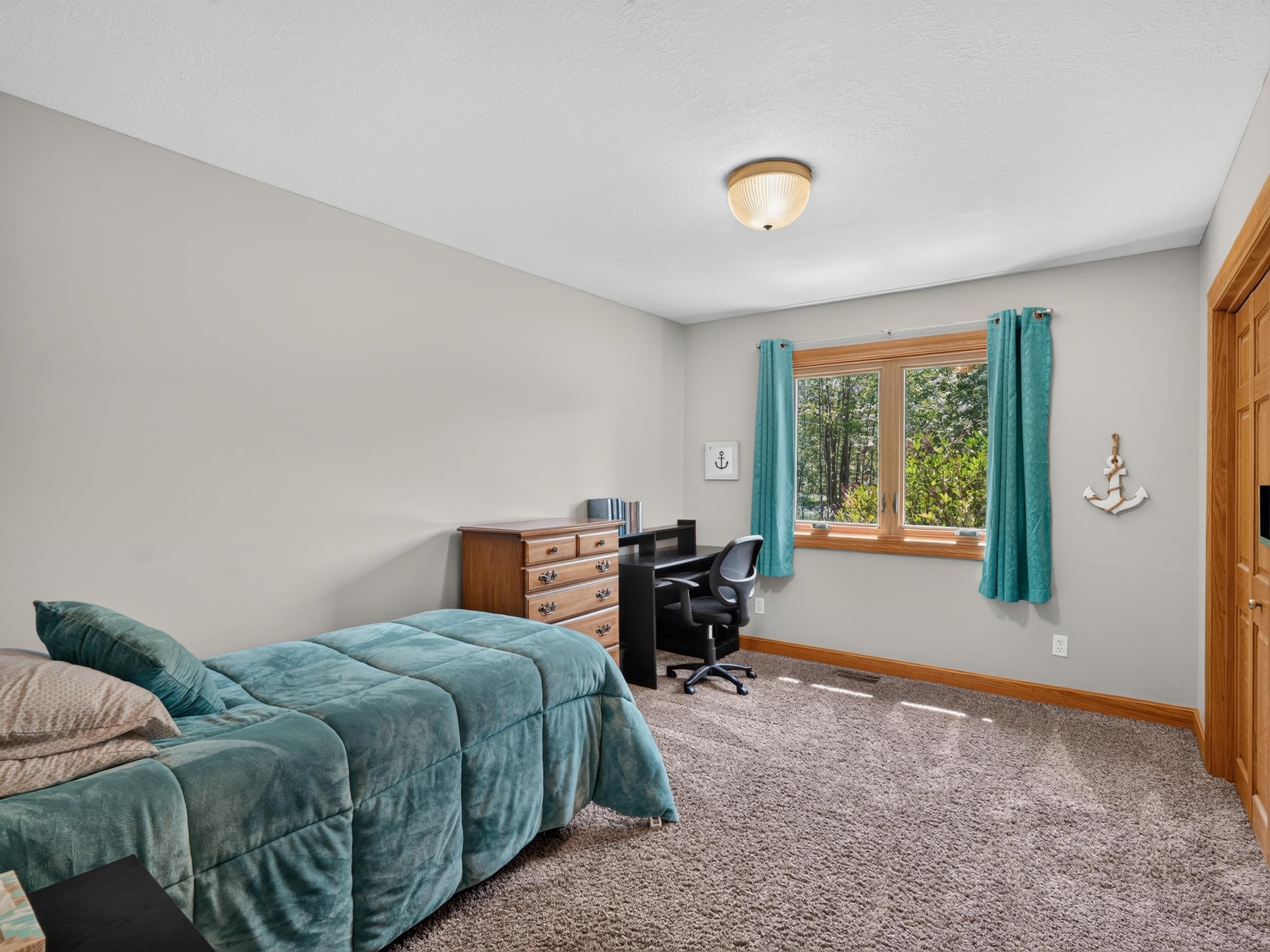 457 E Mier Road Property Photo 26