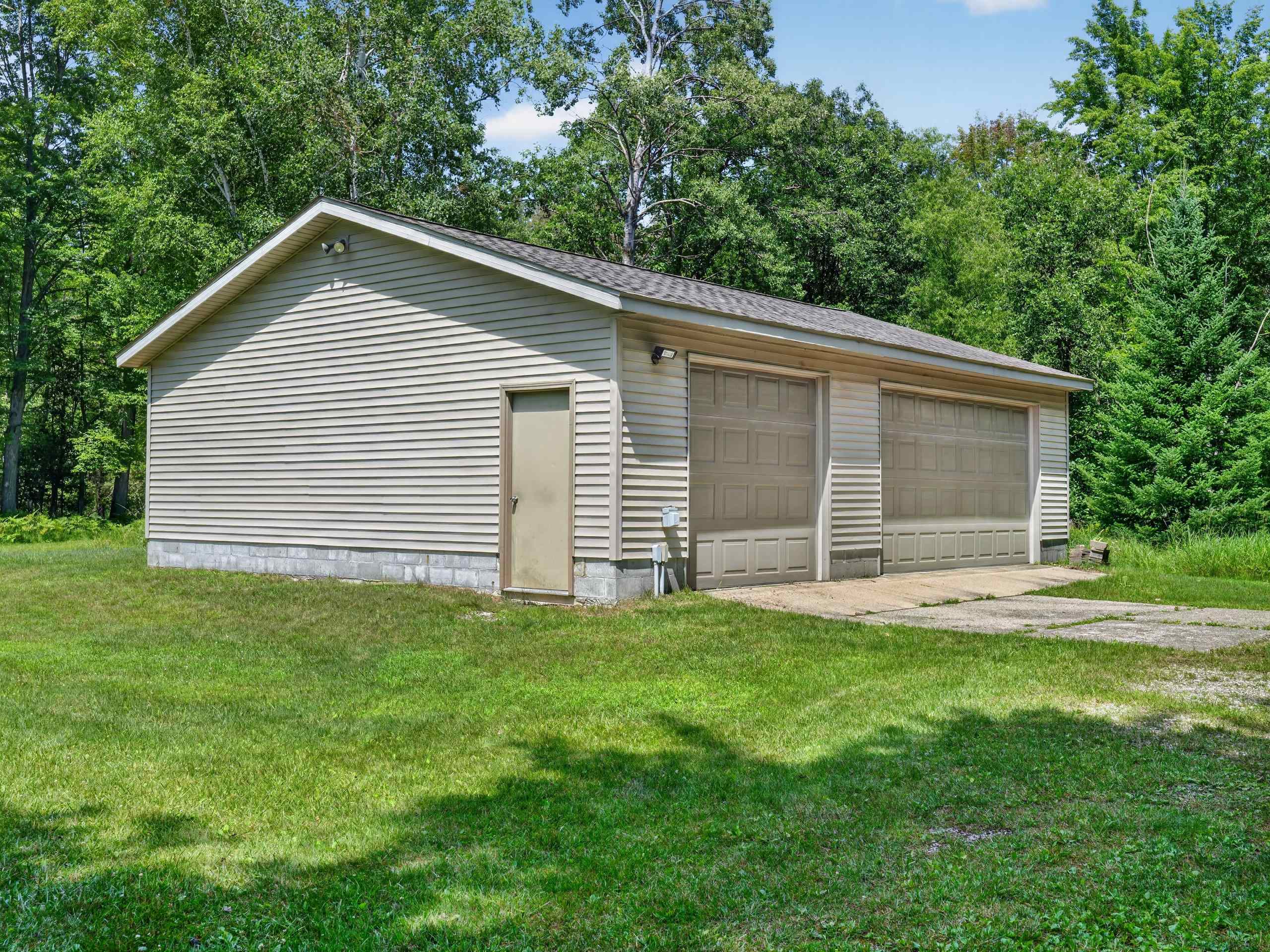 457 E Mier Road Property Photo 33